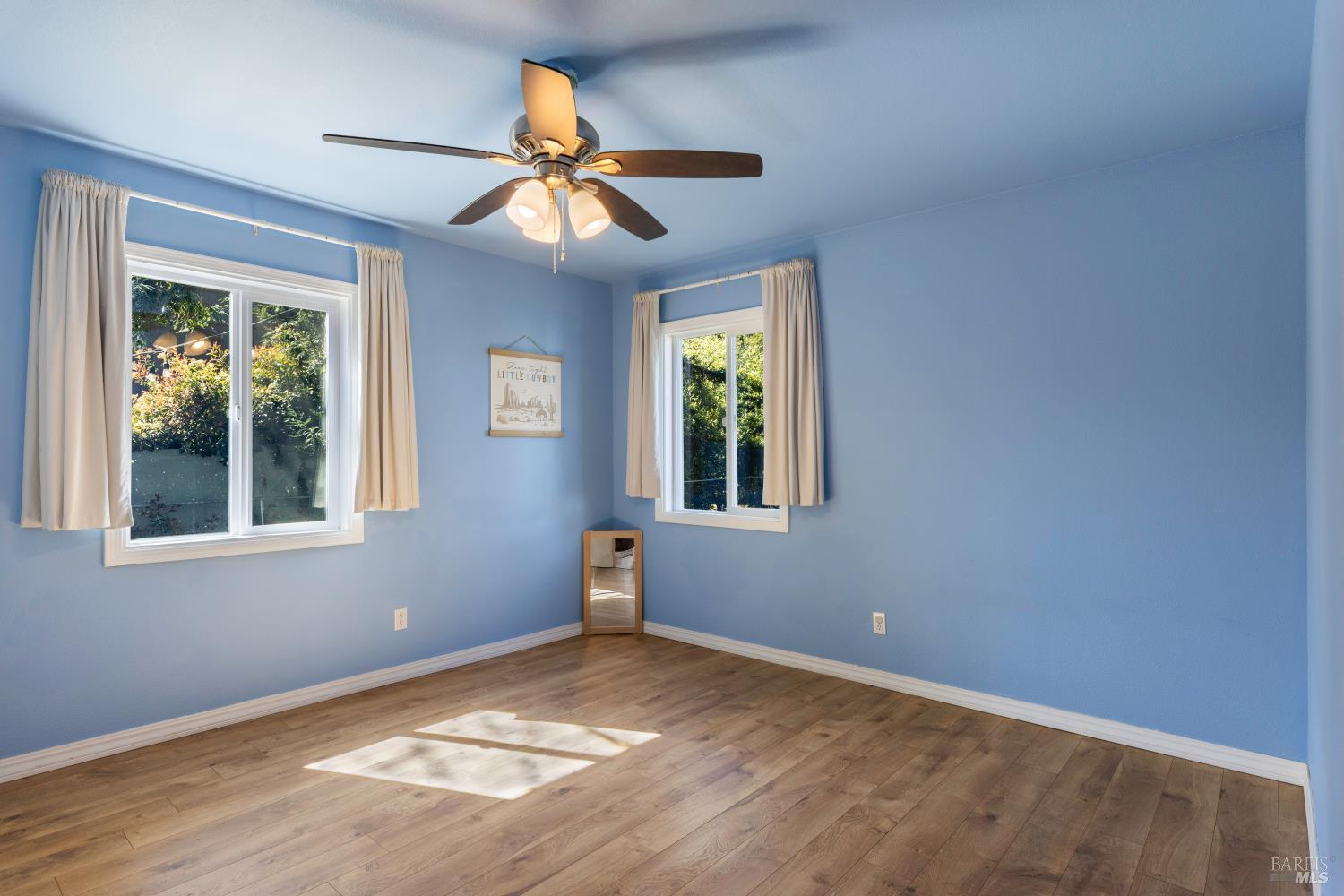 Detail Gallery Image 18 of 34 For 13780 Mountain House Rd, Hopland,  CA 95449 - 3 Beds | 1 Baths