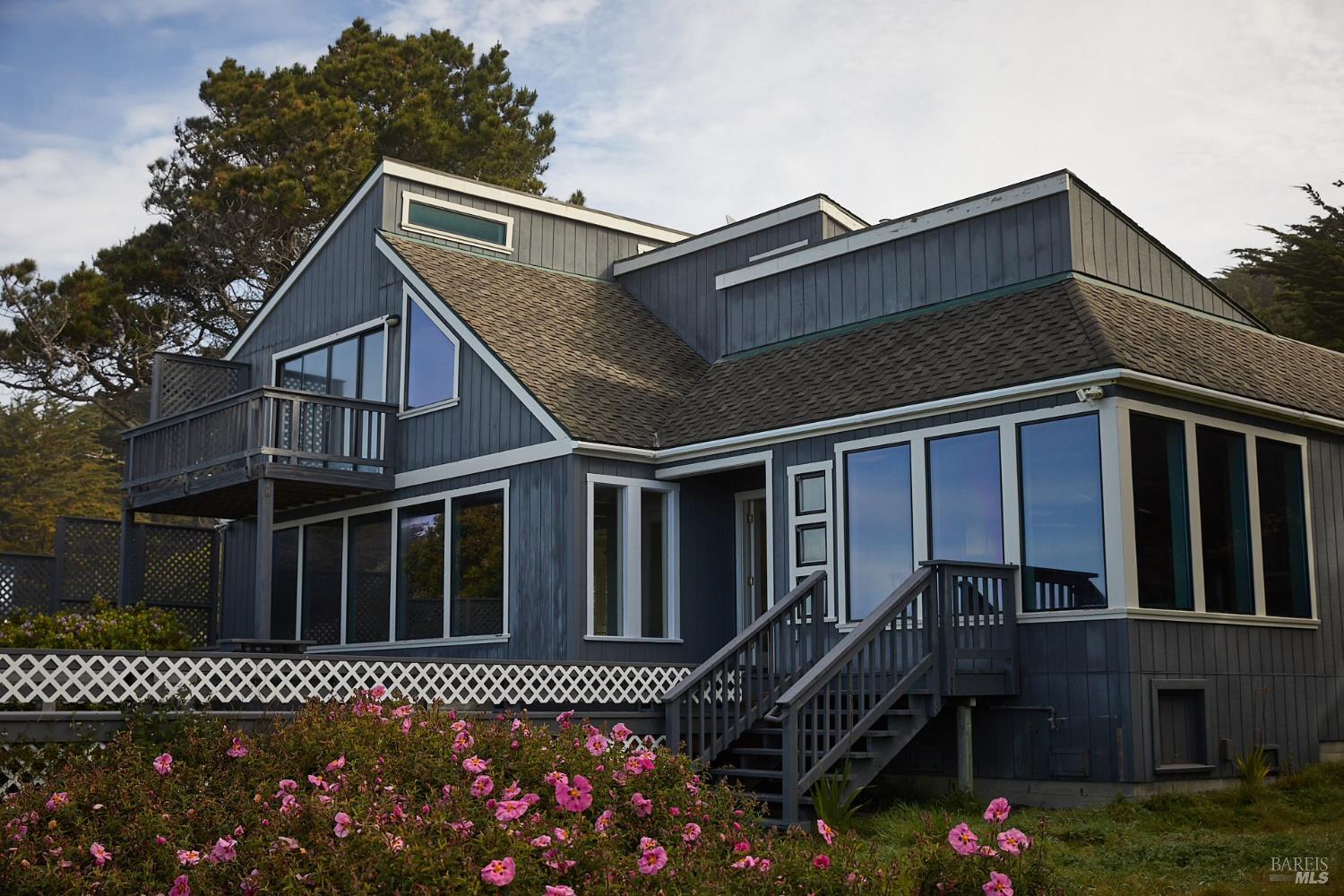 Detail Gallery Image 25 of 27 For 30200 N Hwy 1 Hwy, Fort Bragg,  CA 95437 - 2 Beds | 2 Baths