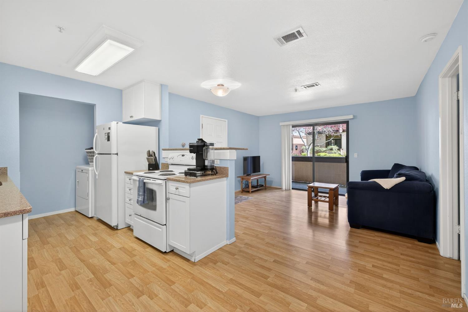 Detail Gallery Image 5 of 31 For 8201 Camino Colegio Unkn #45,  Rohnert Park,  CA 94928 - 1 Beds | 1 Baths