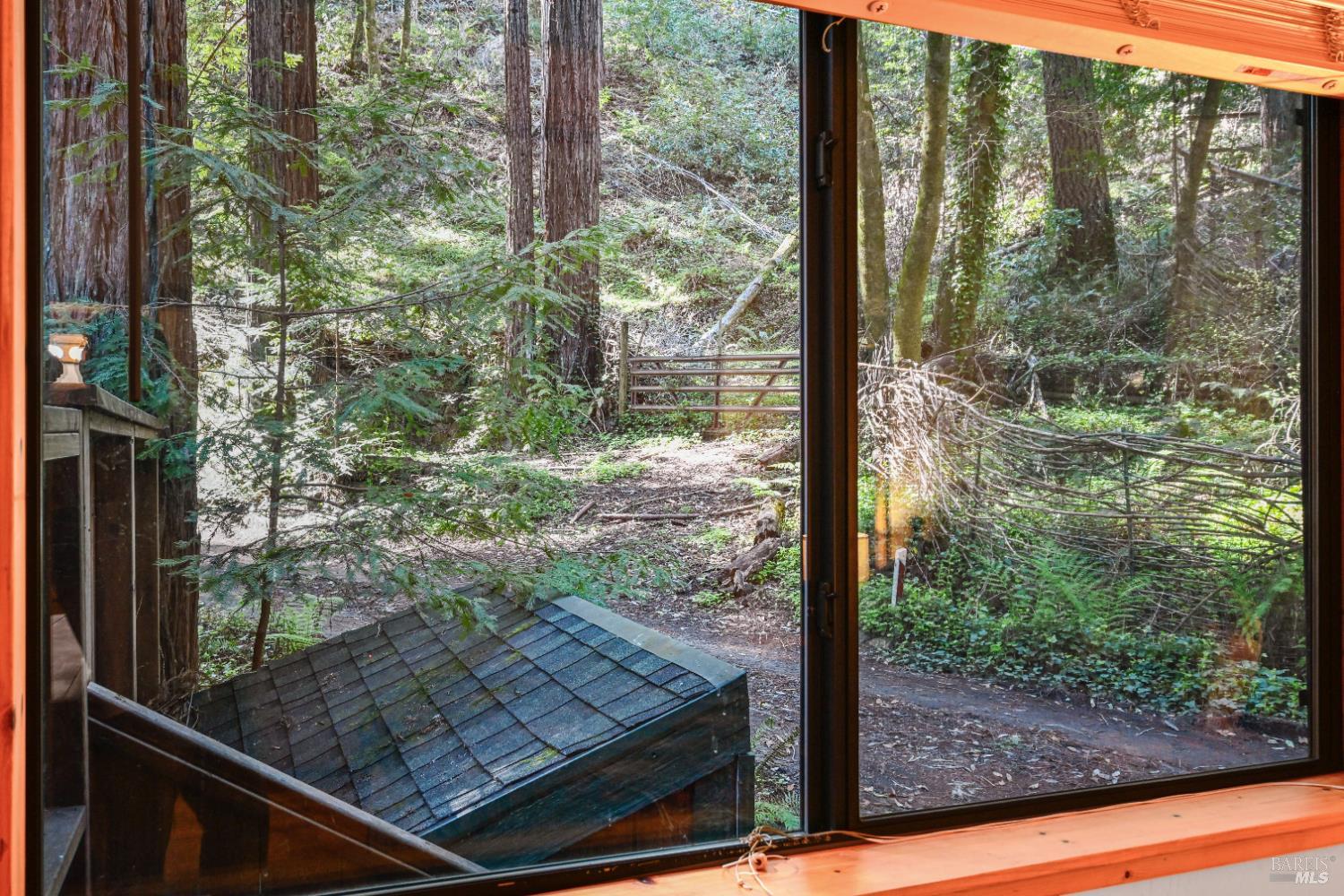 Detail Gallery Image 26 of 36 For 9 Huckleberry Hts, Cazadero,  CA 95421 - 1 Beds | 1 Baths