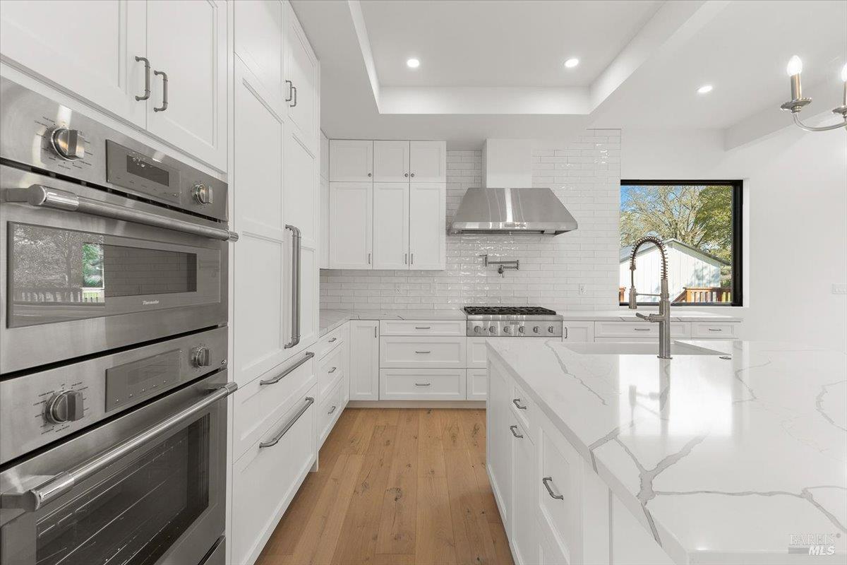 Detail Gallery Image 16 of 74 For 127 Pleasant Ave, Santa Rosa,  CA 95403 - 4 Beds | 4 Baths