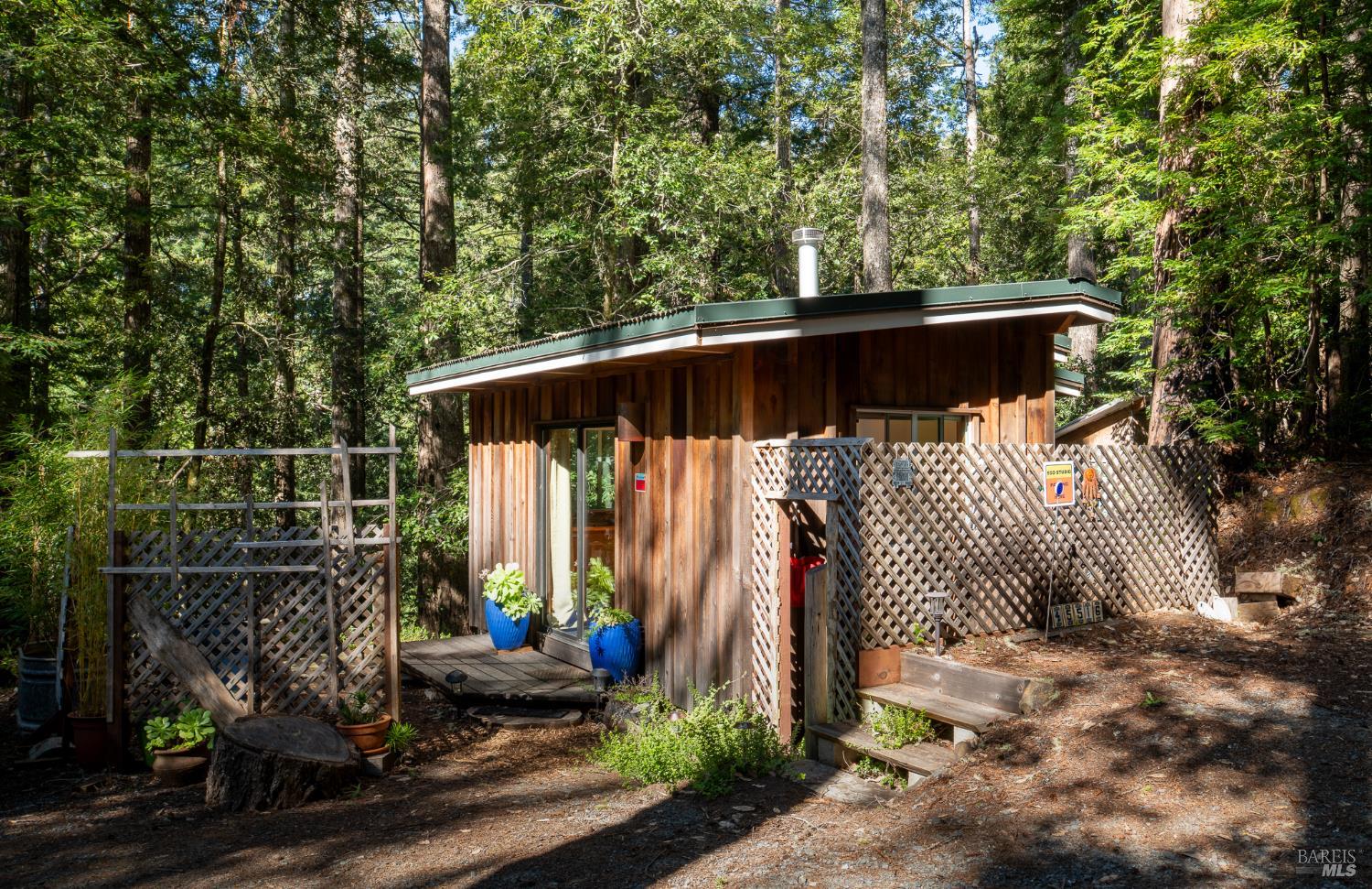 Detail Gallery Image 20 of 28 For 45516 Sunset Dr, Gualala,  CA 95445 - 2 Beds | 1 Baths