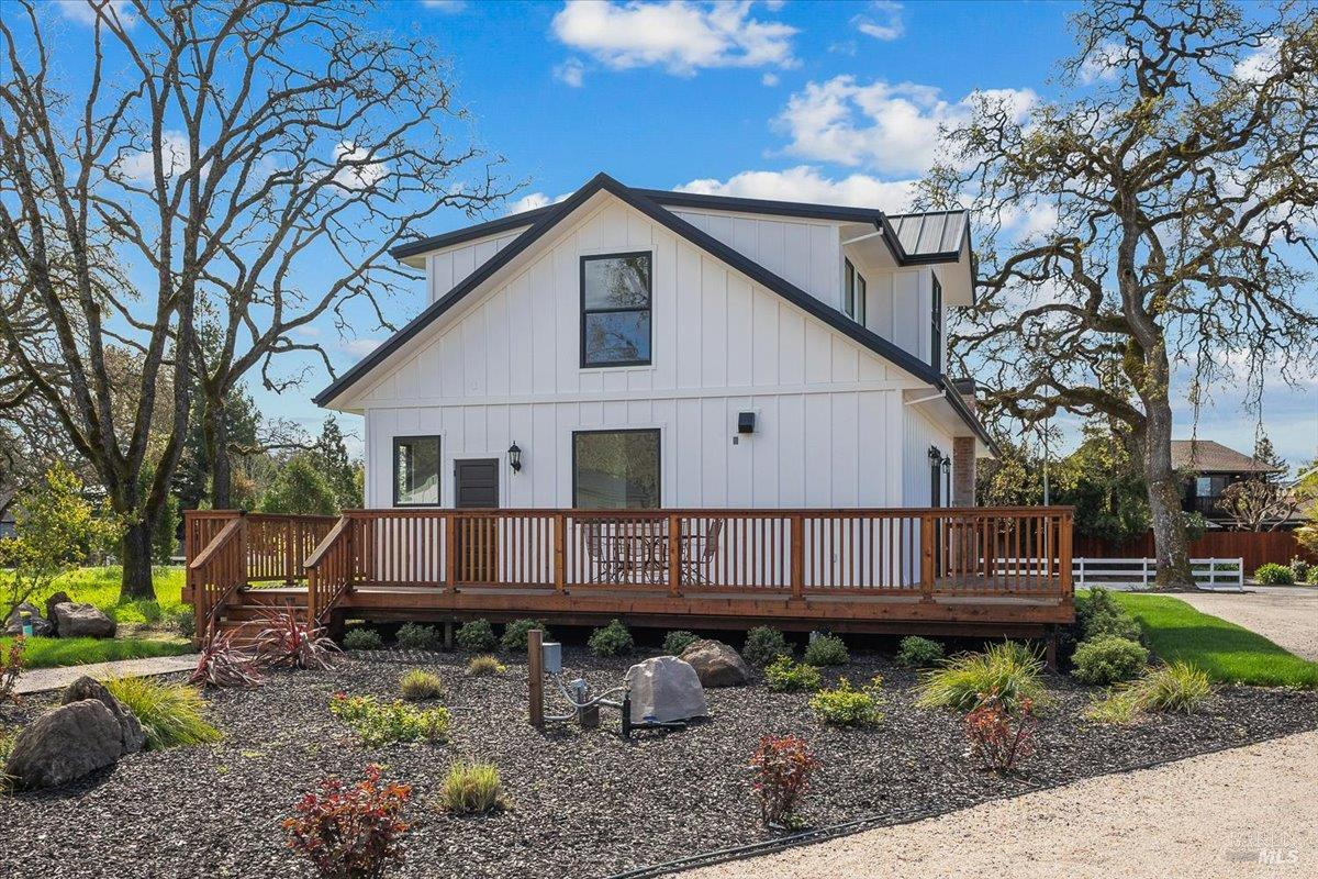 Detail Gallery Image 46 of 74 For 127 Pleasant Ave, Santa Rosa,  CA 95403 - 4 Beds | 4 Baths