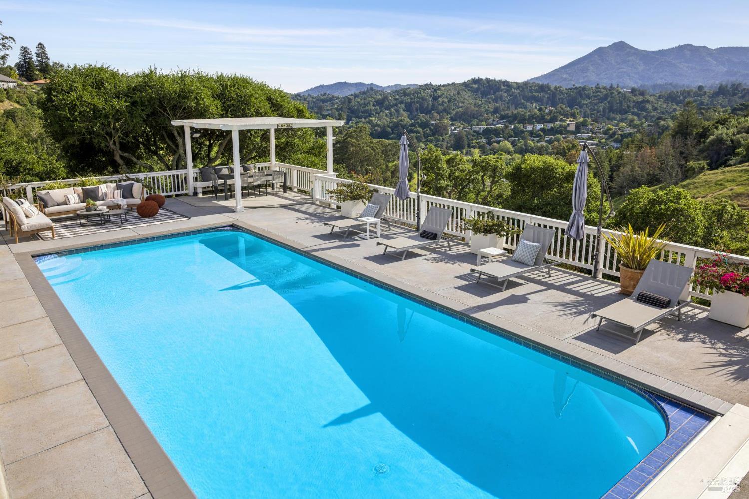 Detail Gallery Image 43 of 48 For 65 Valley View Ave, San Rafael,  CA 94901 - 5 Beds | 5 Baths