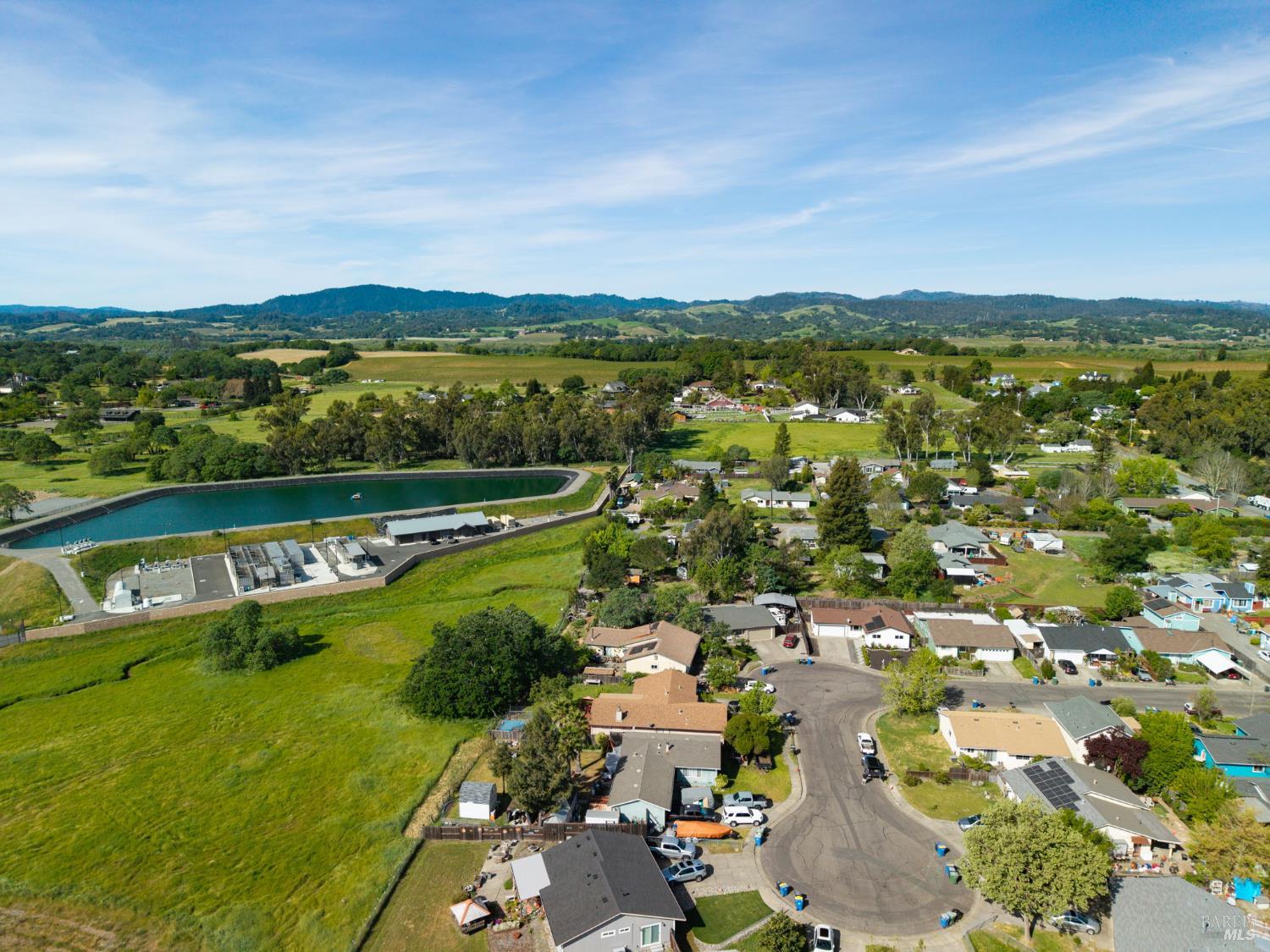 Detail Gallery Image 32 of 34 For 9865 Sunray Pl, Windsor,  CA 95492 - 3 Beds | 1/1 Baths