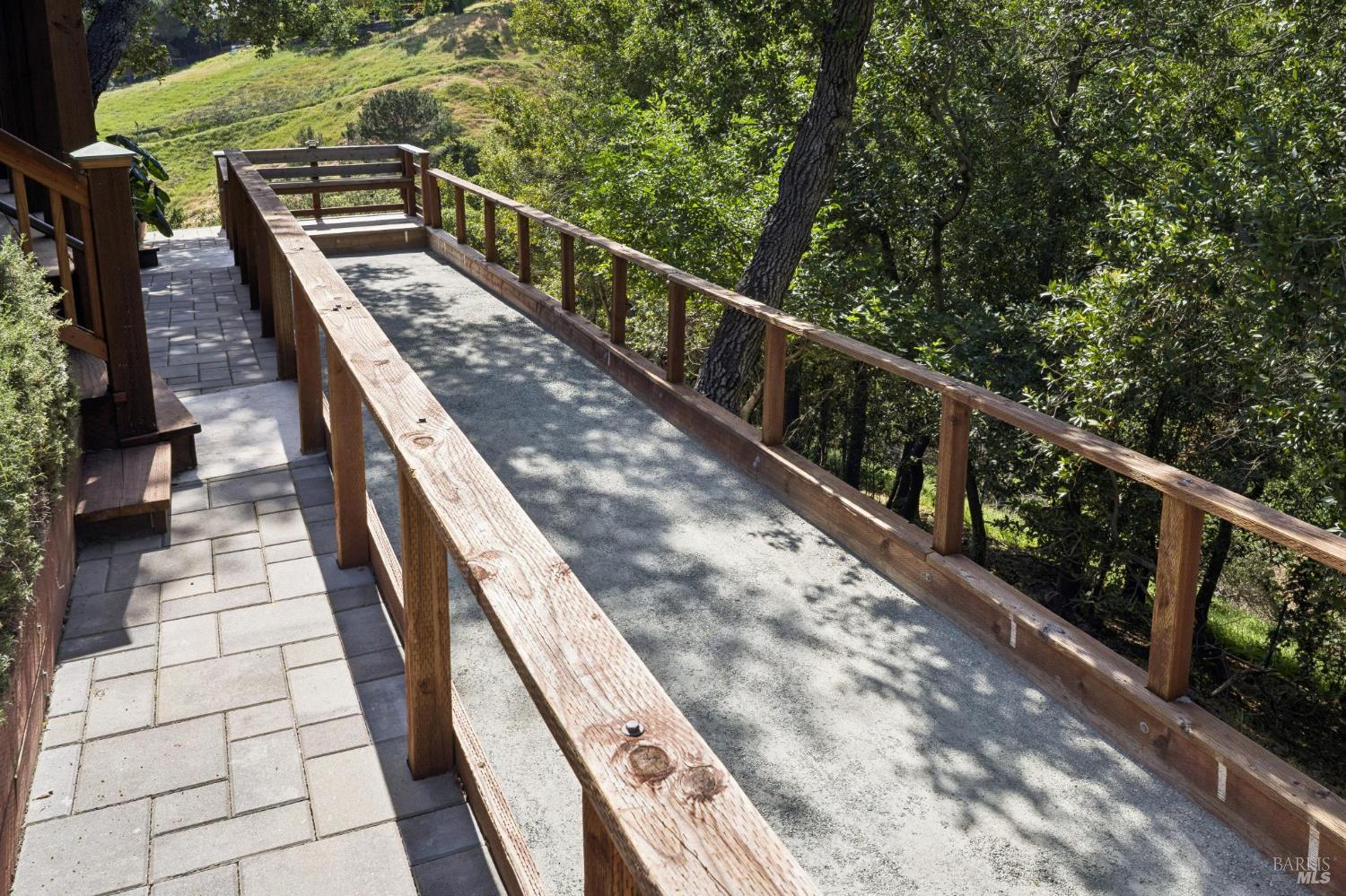 Detail Gallery Image 33 of 48 For 65 Valley View Ave, San Rafael,  CA 94901 - 5 Beds | 5 Baths