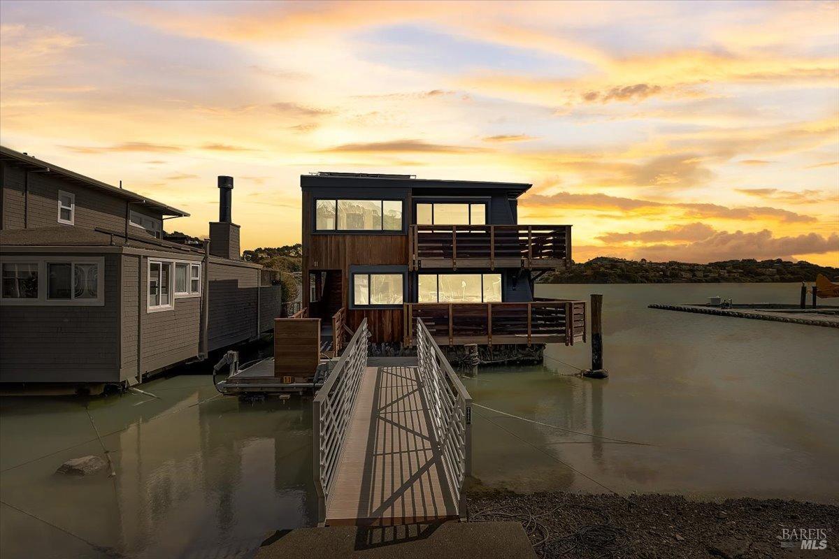 Detail Gallery Image 26 of 26 For 11 Commodore Marina Unkn, Mill Valley,  CA 94941 - 4 Beds | 4 Baths