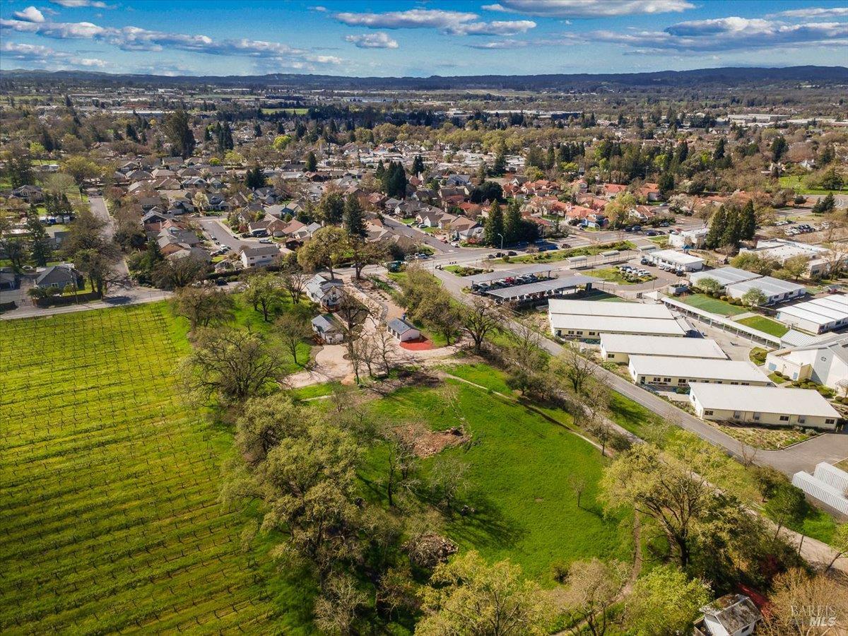 Detail Gallery Image 72 of 74 For 127 Pleasant Ave, Santa Rosa,  CA 95403 - 4 Beds | 4 Baths