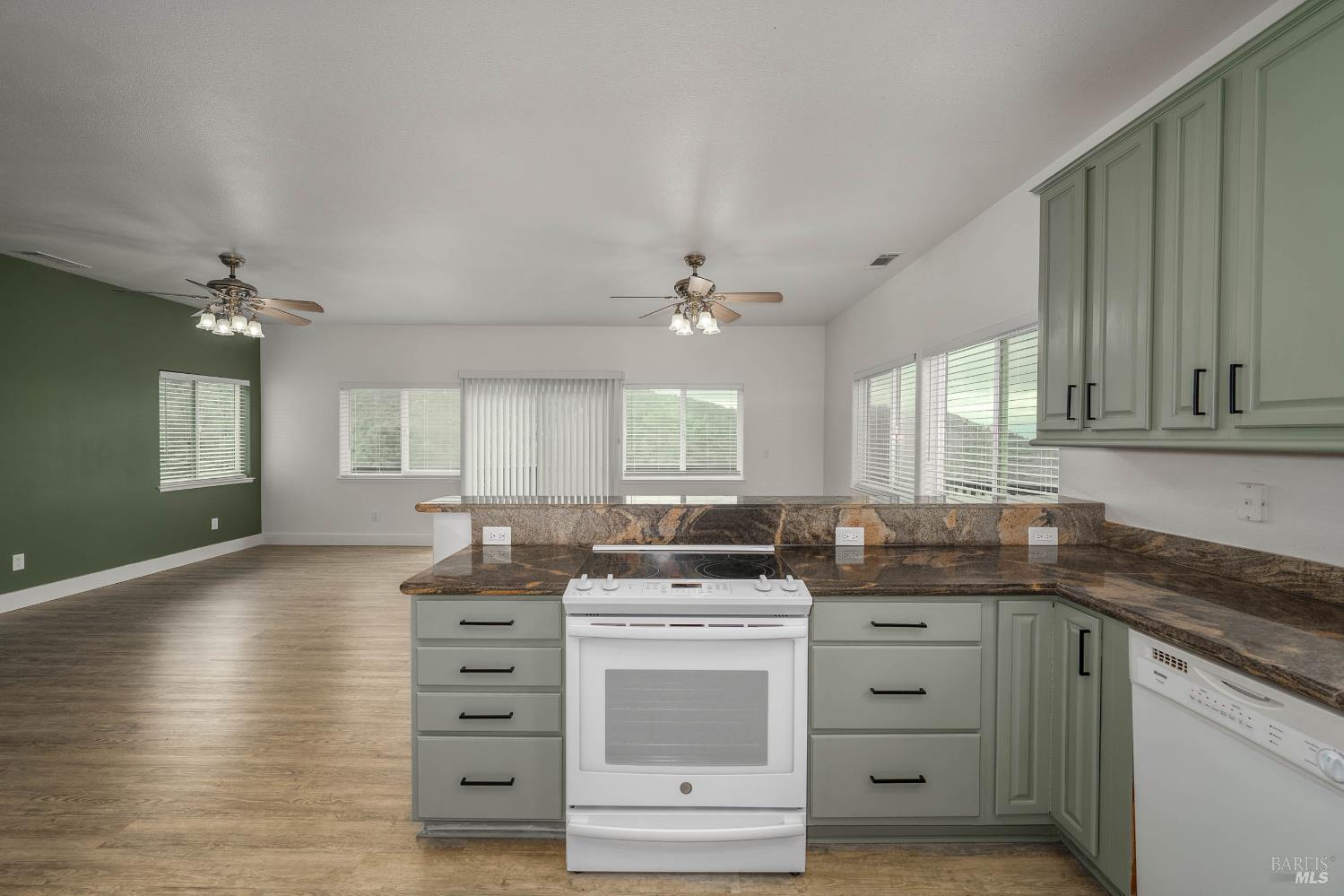 Detail Gallery Image 23 of 46 For 3490 Westridge Cir, Kelseyville,  CA 95451 - 3 Beds | 2/1 Baths