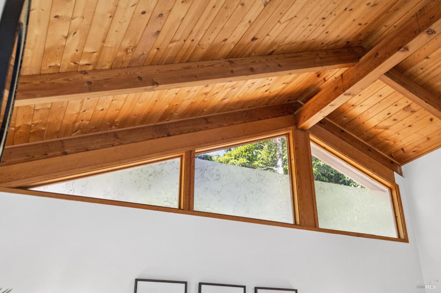 Detail Gallery Image 24 of 61 For 138 Kipling Dr, Mill Valley,  CA 94941 - 4 Beds | 3 Baths