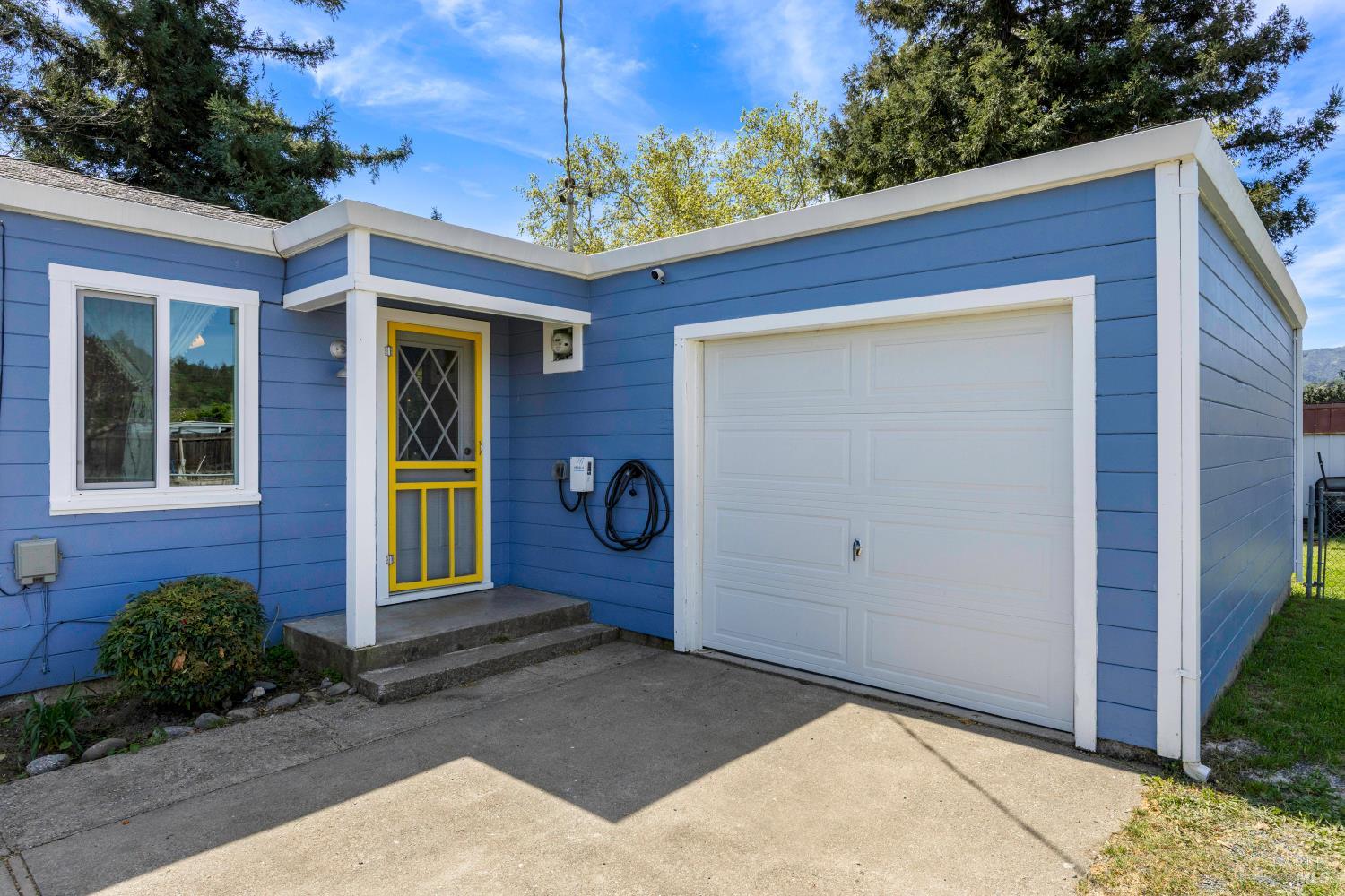 Detail Gallery Image 23 of 34 For 13780 Mountain House Rd, Hopland,  CA 95449 - 3 Beds | 1 Baths