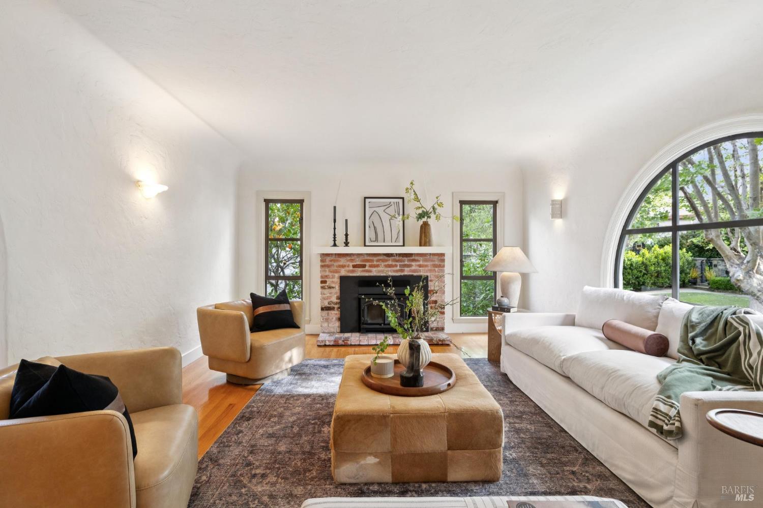 Detail Gallery Image 12 of 46 For 36 Lincoln Park, San Anselmo,  CA 94960 - 3 Beds | 2 Baths