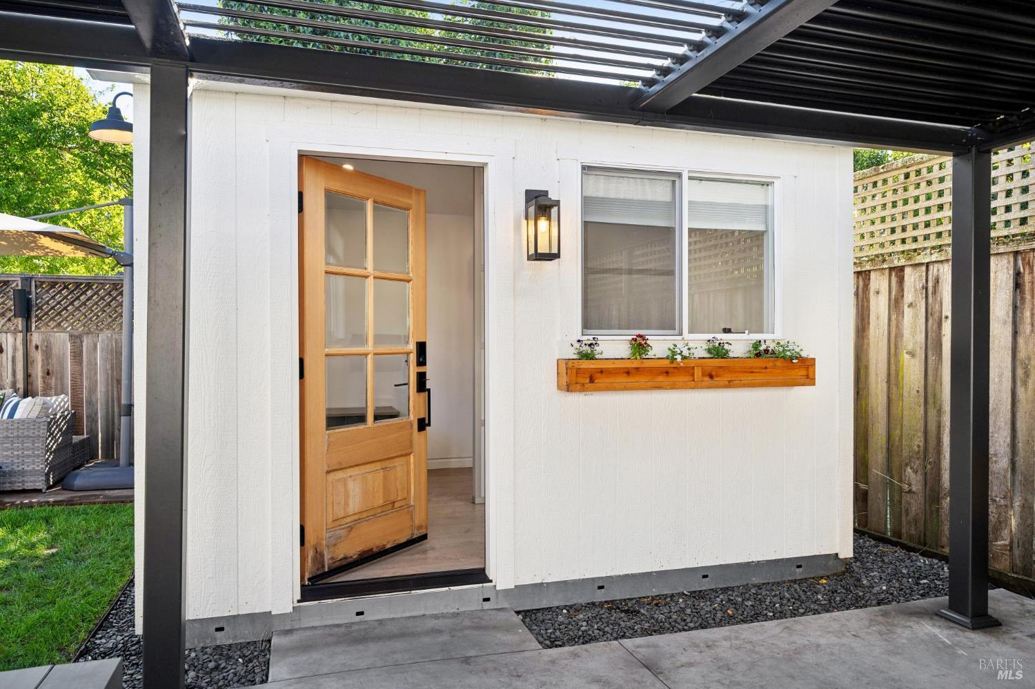 Detail Gallery Image 46 of 58 For 1372 Larkin Dr, Sonoma,  CA 95476 - 3 Beds | 3 Baths