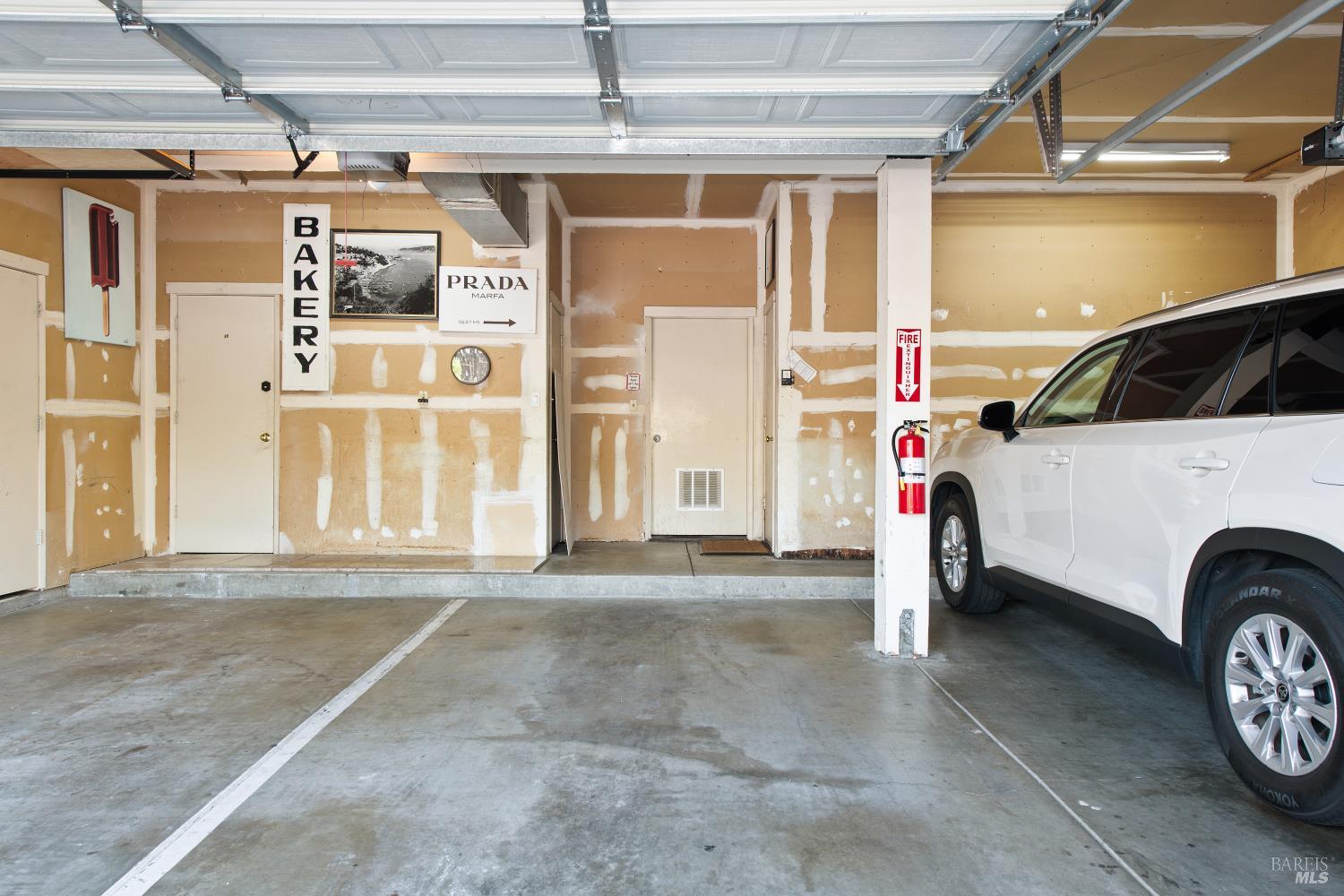 Detail Gallery Image 8 of 18 For 4 Ash Ave #15,  Kentfield,  CA 94904 - 2 Beds | 2 Baths