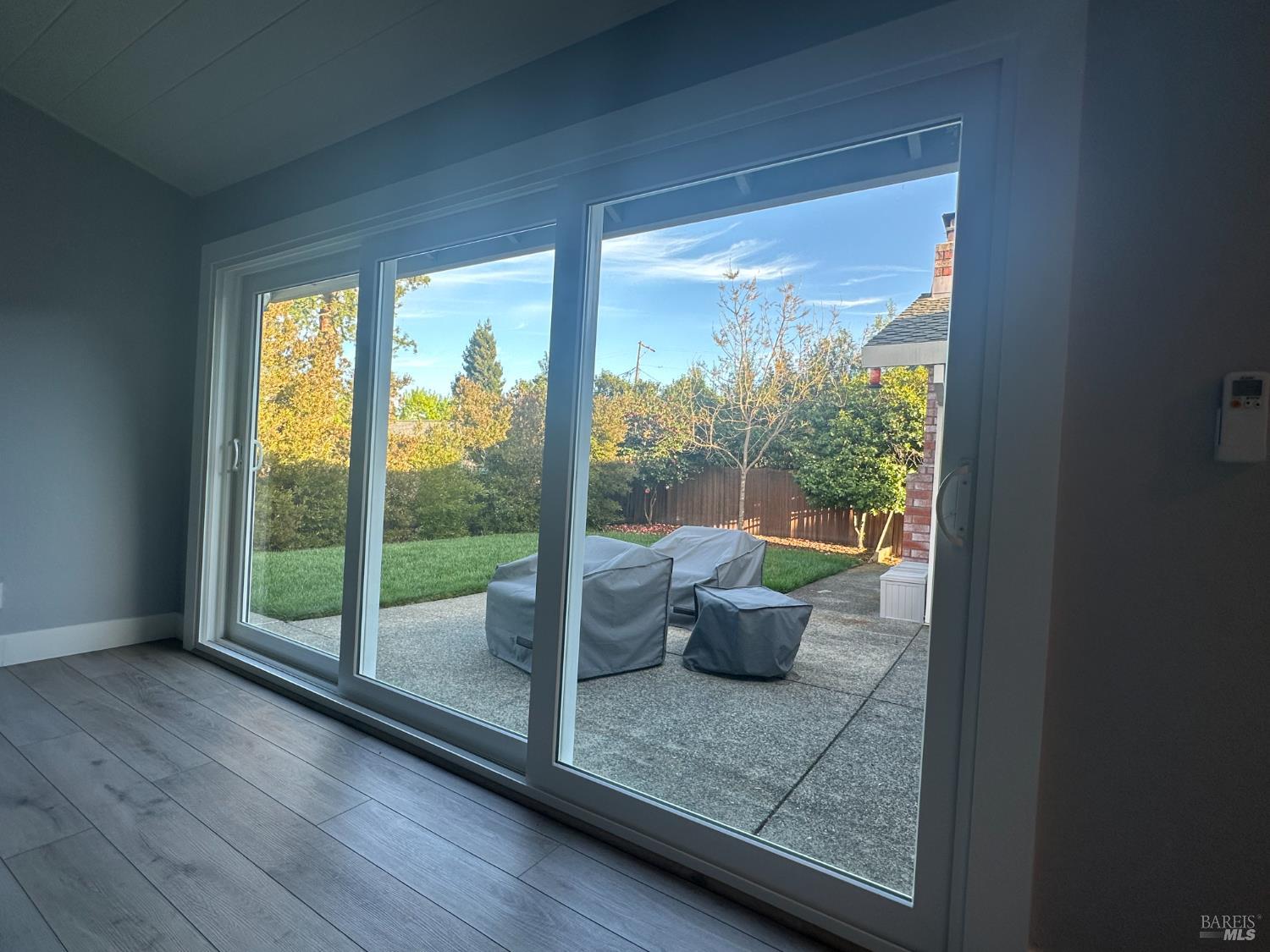 Detail Gallery Image 4 of 9 For 15 Lemon Ct, Napa,  CA 94558 - 4 Beds | 2/1 Baths