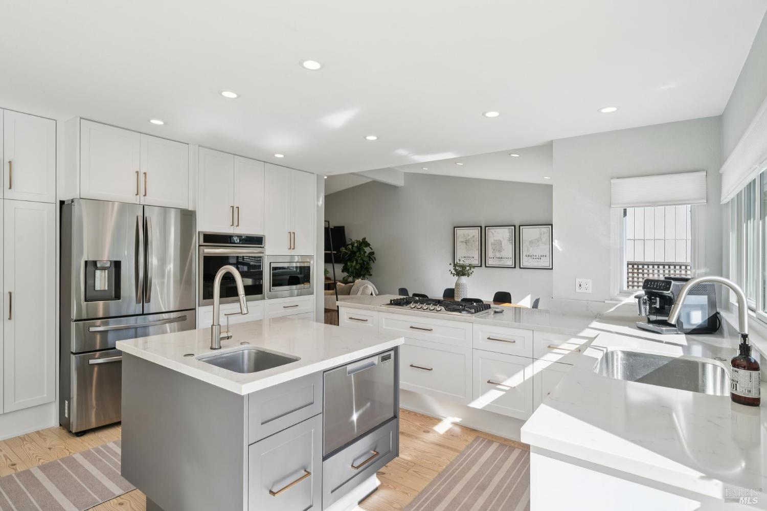 Detail Gallery Image 19 of 58 For 1372 Larkin Dr, Sonoma,  CA 95476 - 3 Beds | 3 Baths