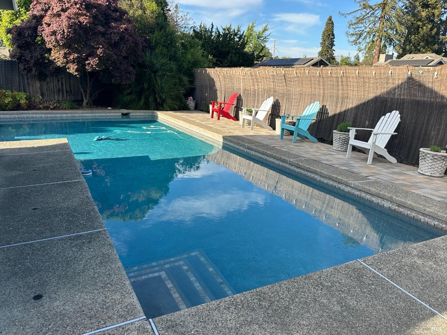 Detail Gallery Image 2 of 9 For 15 Lemon Ct, Napa,  CA 94558 - 4 Beds | 2/1 Baths