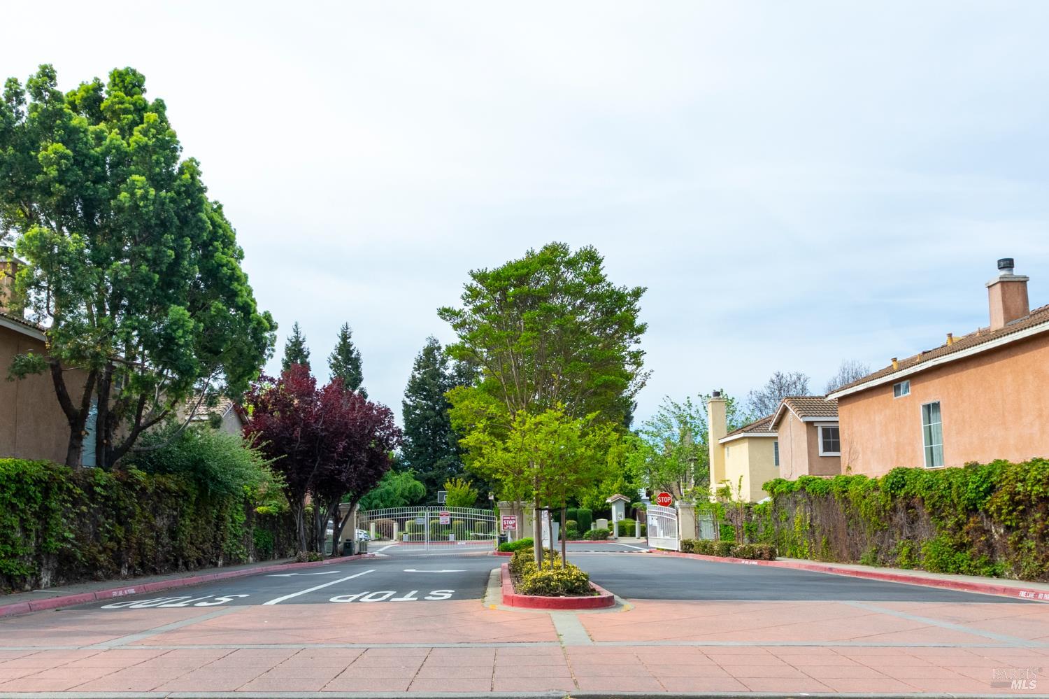 Detail Gallery Image 6 of 42 For 33004 Calle La Mirada Cmn, Union City,  CA 94587 - 3 Beds | 2/1 Baths