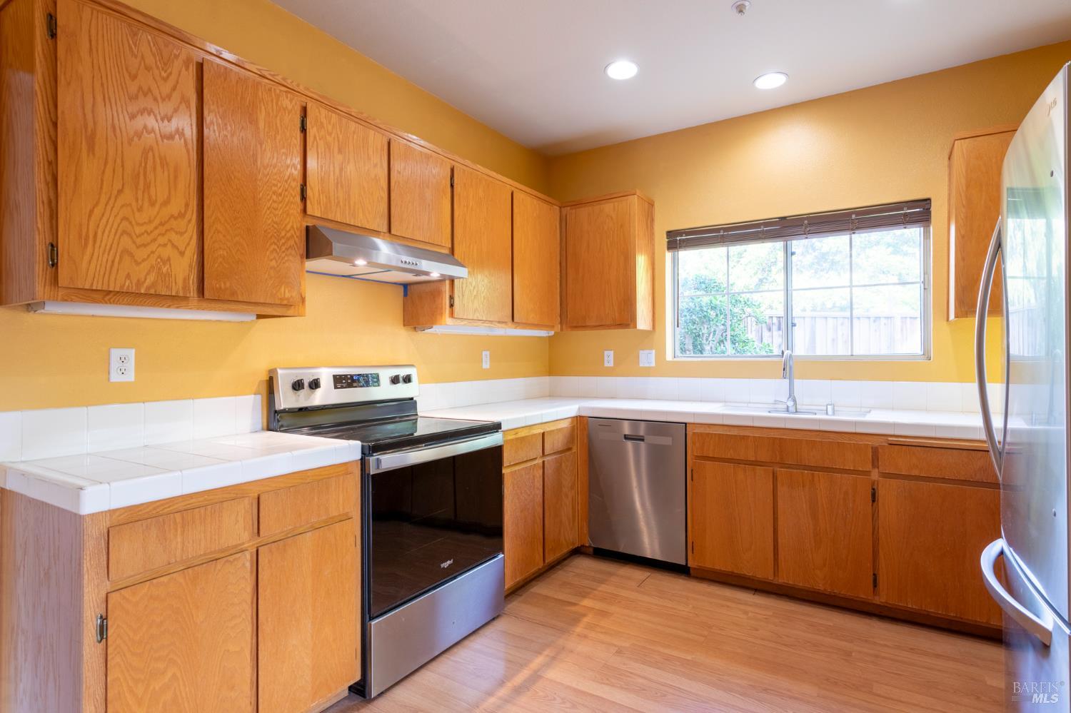 Detail Gallery Image 22 of 42 For 33004 Calle La Mirada Cmn, Union City,  CA 94587 - 3 Beds | 2/1 Baths