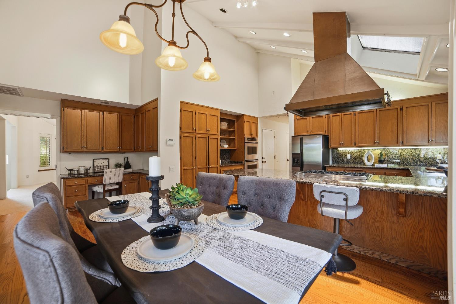 Detail Gallery Image 16 of 51 For 2656 Fir Park Way, Santa Rosa,  CA 95404 - 3 Beds | 2/1 Baths