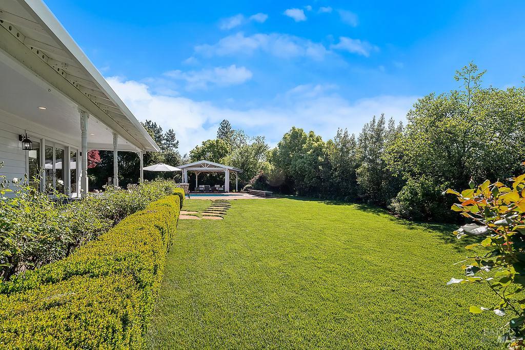 Detail Gallery Image 33 of 70 For 15119 Grove St, Healdsburg,  CA 95448 - 3 Beds | 3/1 Baths