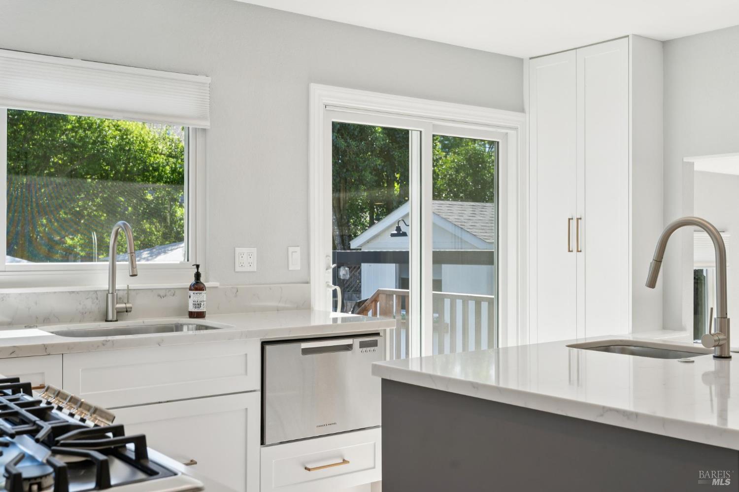 Detail Gallery Image 17 of 58 For 1372 Larkin Dr, Sonoma,  CA 95476 - 3 Beds | 3 Baths