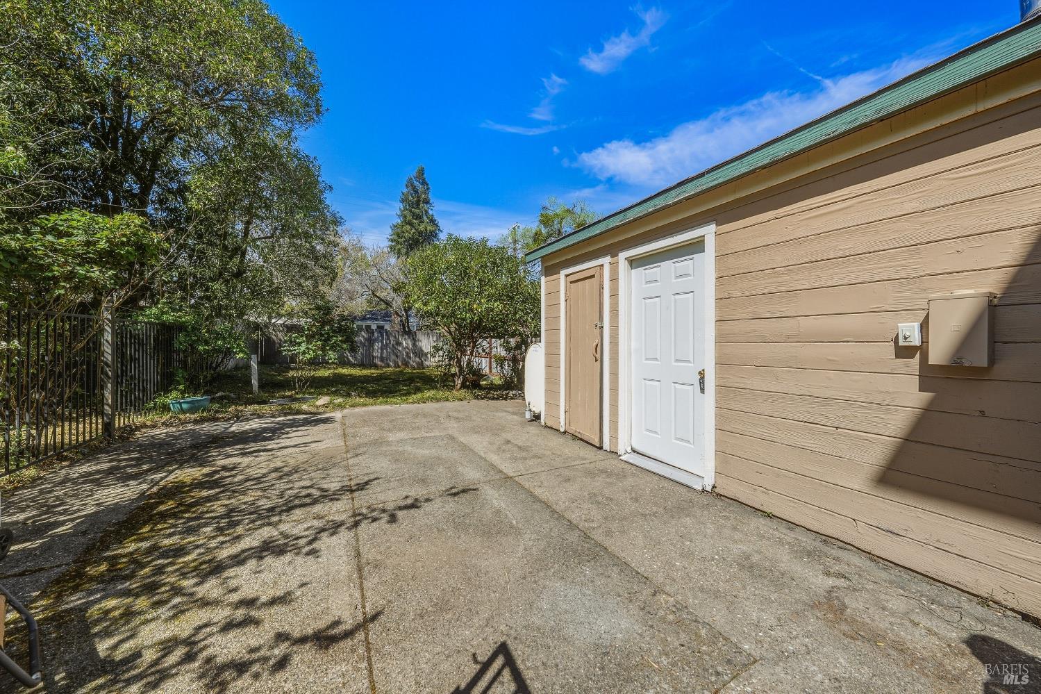 Detail Gallery Image 52 of 71 For 150 Clearlake Ave, Lakeport,  CA 95453 - 6 Beds | 6/1 Baths