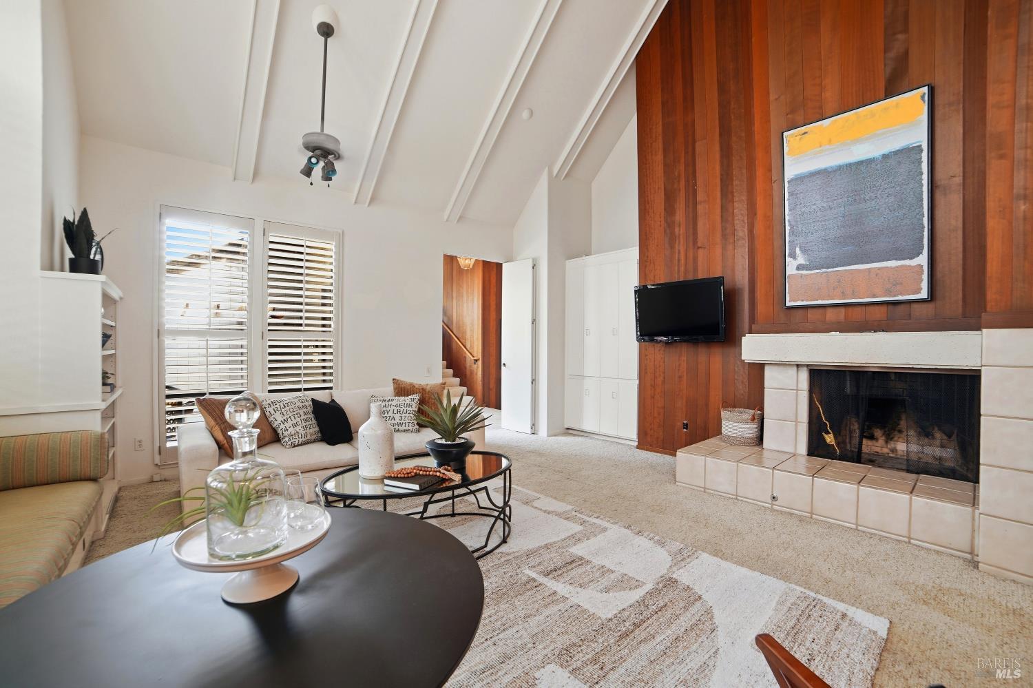 Detail Gallery Image 8 of 51 For 2656 Fir Park Way, Santa Rosa,  CA 95404 - 3 Beds | 2/1 Baths