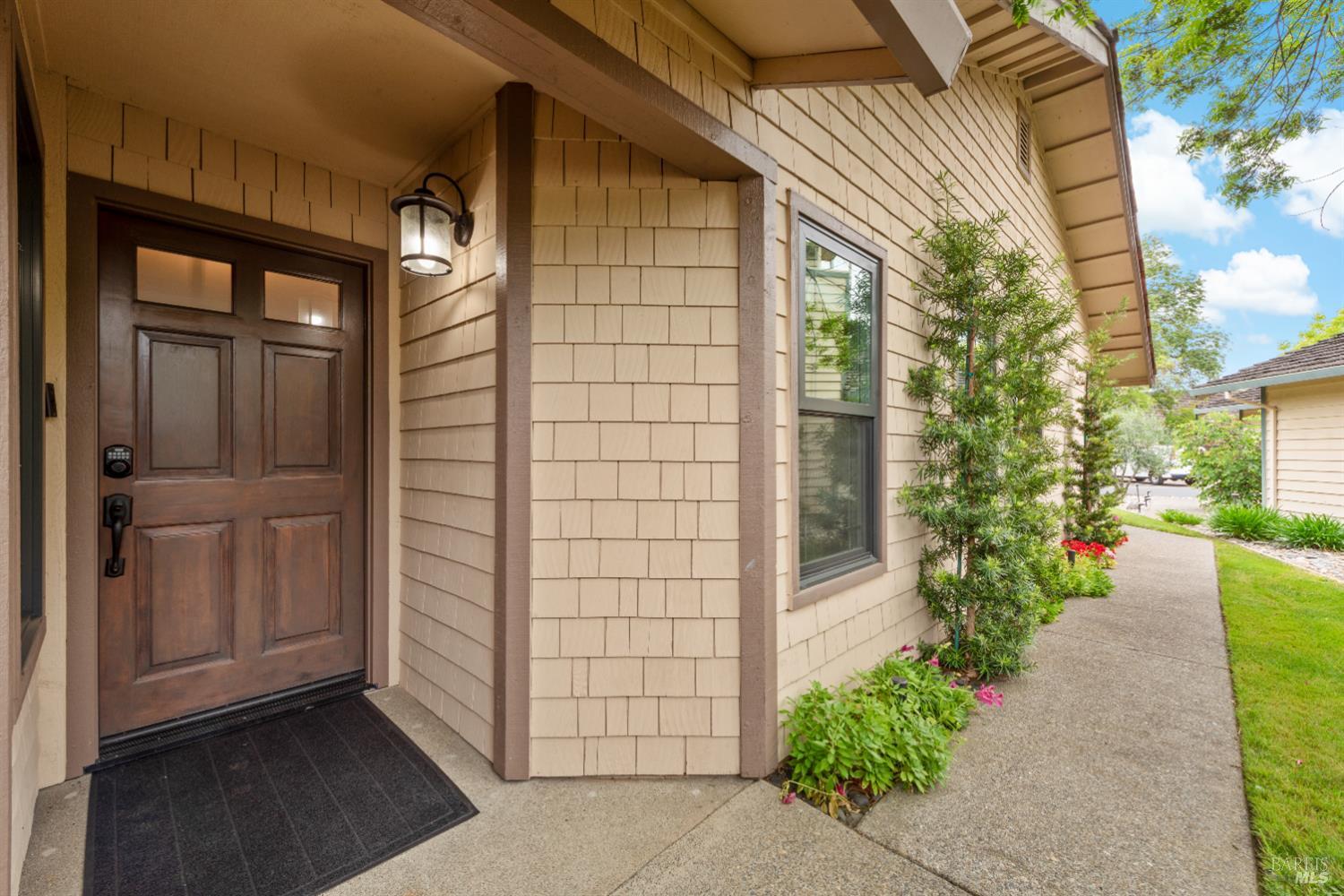 Detail Gallery Image 4 of 69 For 1929 Vintner Ct, Yountville,  CA 94599 - 3 Beds | 2 Baths