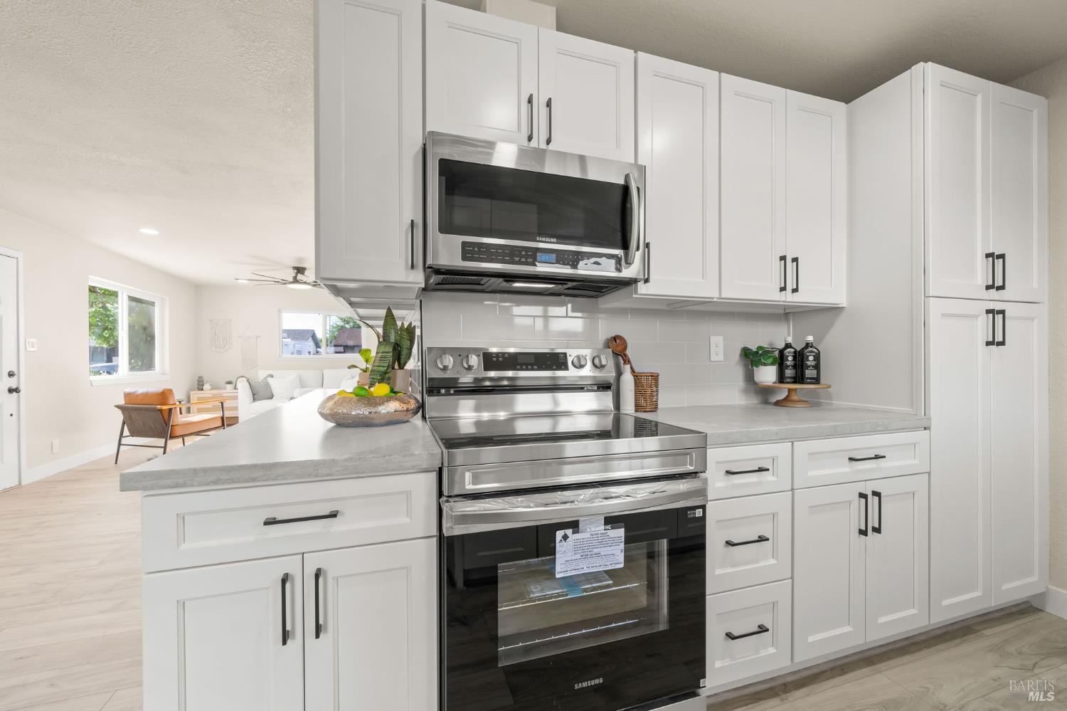 Detail Gallery Image 10 of 31 For 1113 Kellogg St, Suisun City,  CA 94585 - 4 Beds | 2 Baths