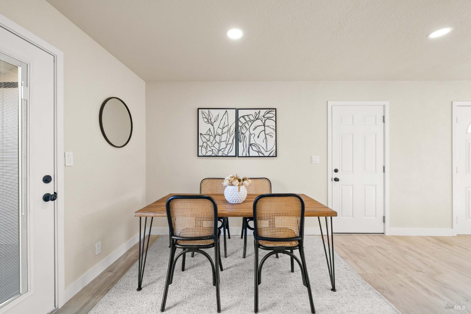 Detail Gallery Image 8 of 31 For 1113 Kellogg St, Suisun City,  CA 94585 - 4 Beds | 2 Baths