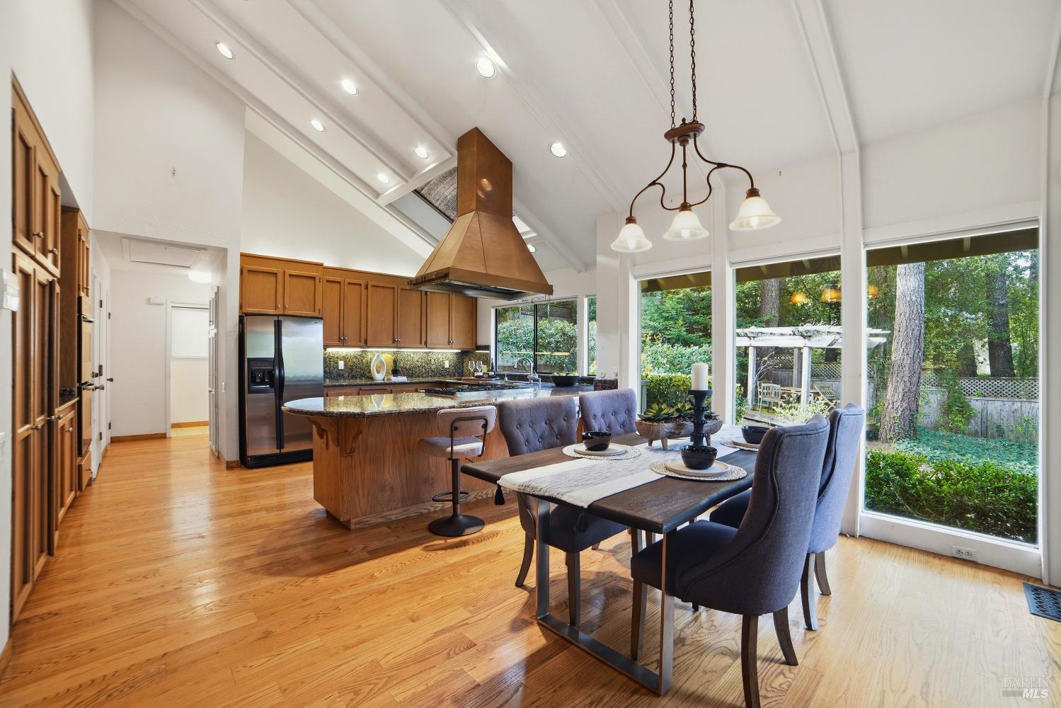 Detail Gallery Image 17 of 51 For 2656 Fir Park Way, Santa Rosa,  CA 95404 - 3 Beds | 2/1 Baths