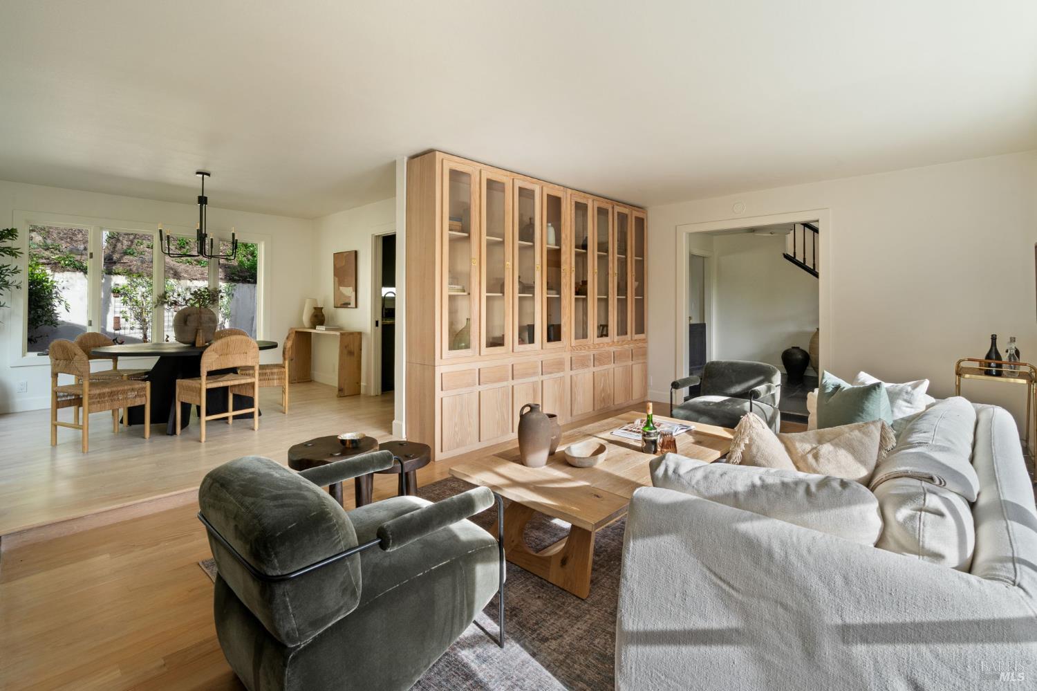 Detail Gallery Image 6 of 58 For 21 Hillside Ave, Kentfield,  CA 94904 - 5 Beds | 3/1 Baths