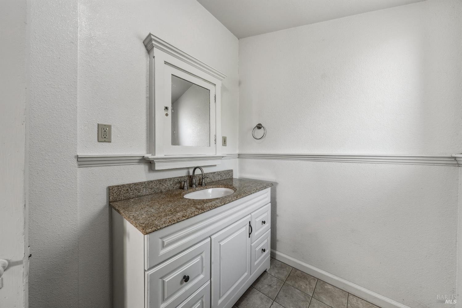 Detail Gallery Image 34 of 71 For 150 Clearlake Ave, Lakeport,  CA 95453 - 6 Beds | 6/1 Baths