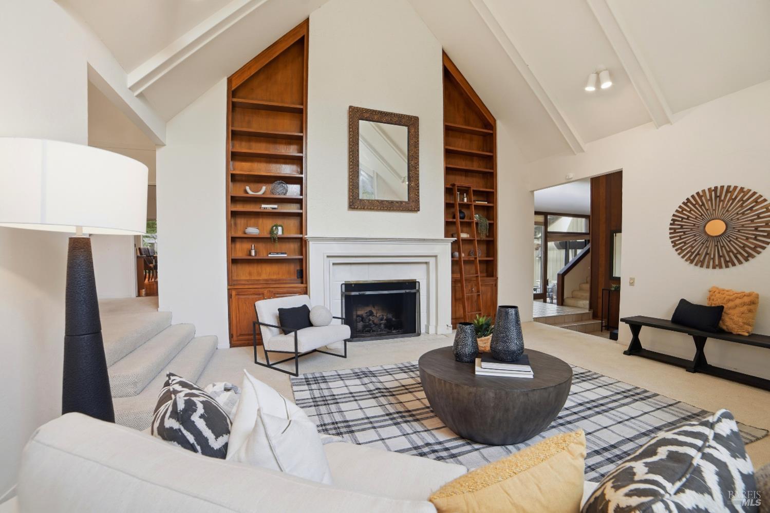 Detail Gallery Image 5 of 51 For 2656 Fir Park Way, Santa Rosa,  CA 95404 - 3 Beds | 2/1 Baths