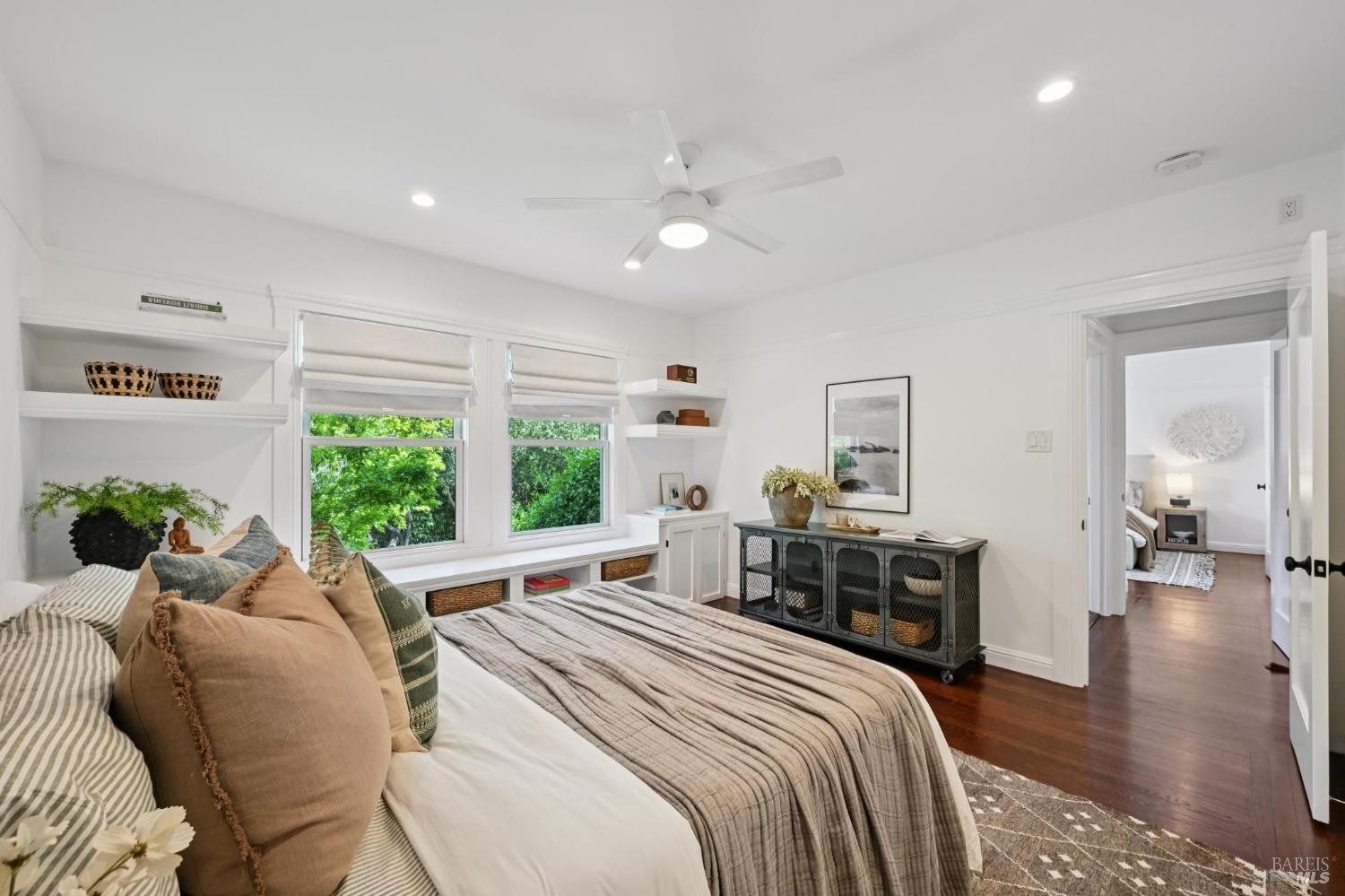 Detail Gallery Image 35 of 70 For 144 Morningside Dr, San Anselmo,  CA 94960 - 3 Beds | 2 Baths