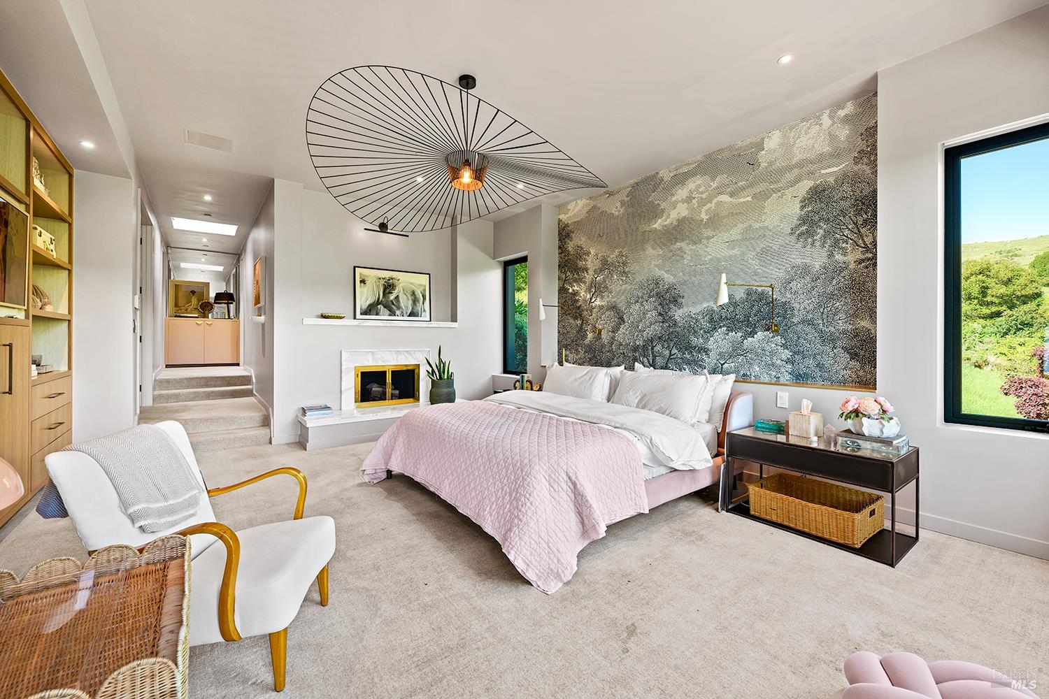 Detail Gallery Image 32 of 69 For 8 Mariposa Ct, Tiburon,  CA 94920 - 4 Beds | 5/2 Baths