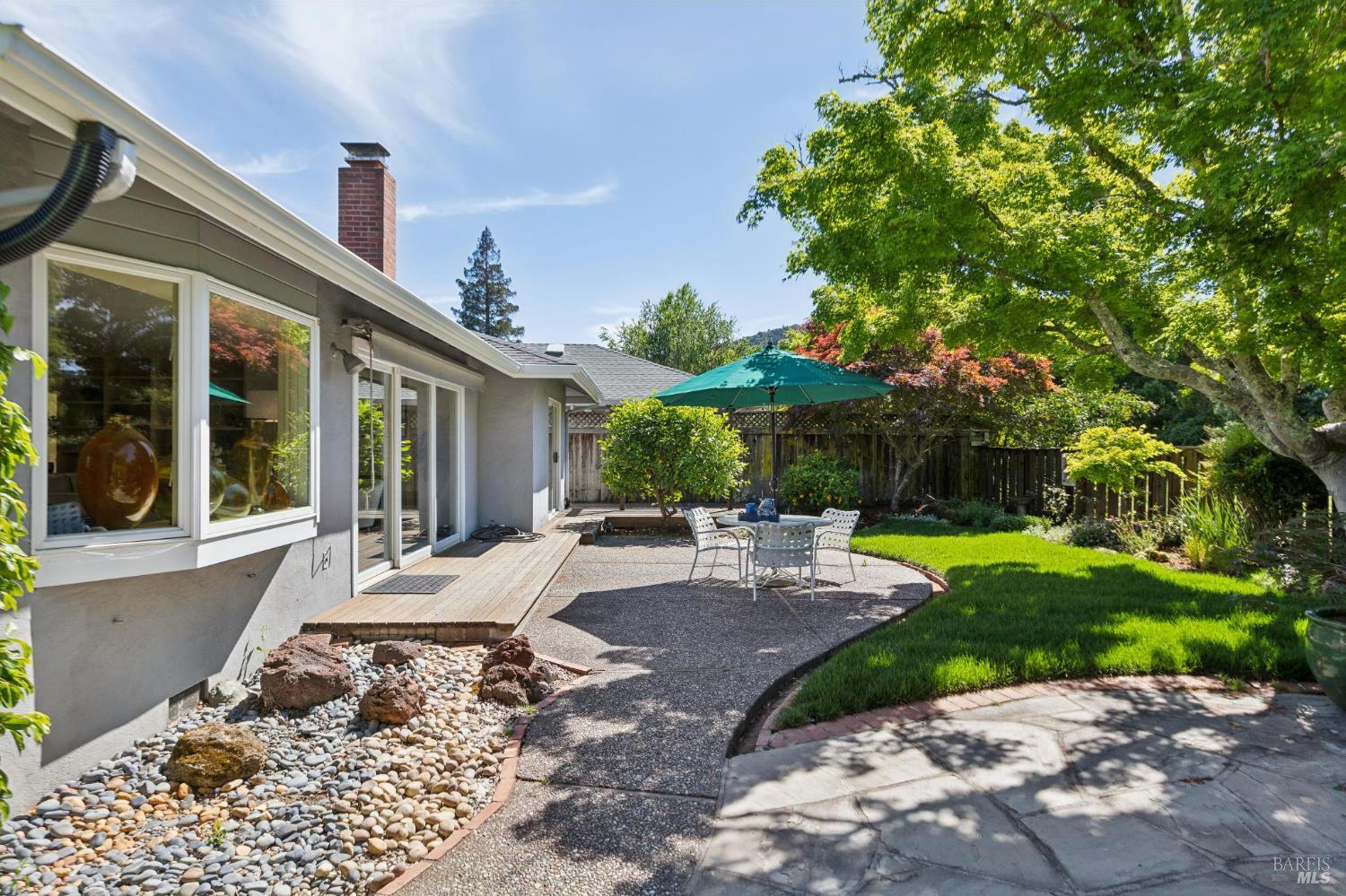 Detail Gallery Image 43 of 62 For 85 Berens Dr, Kentfield,  CA 94904 - 3 Beds | 2 Baths