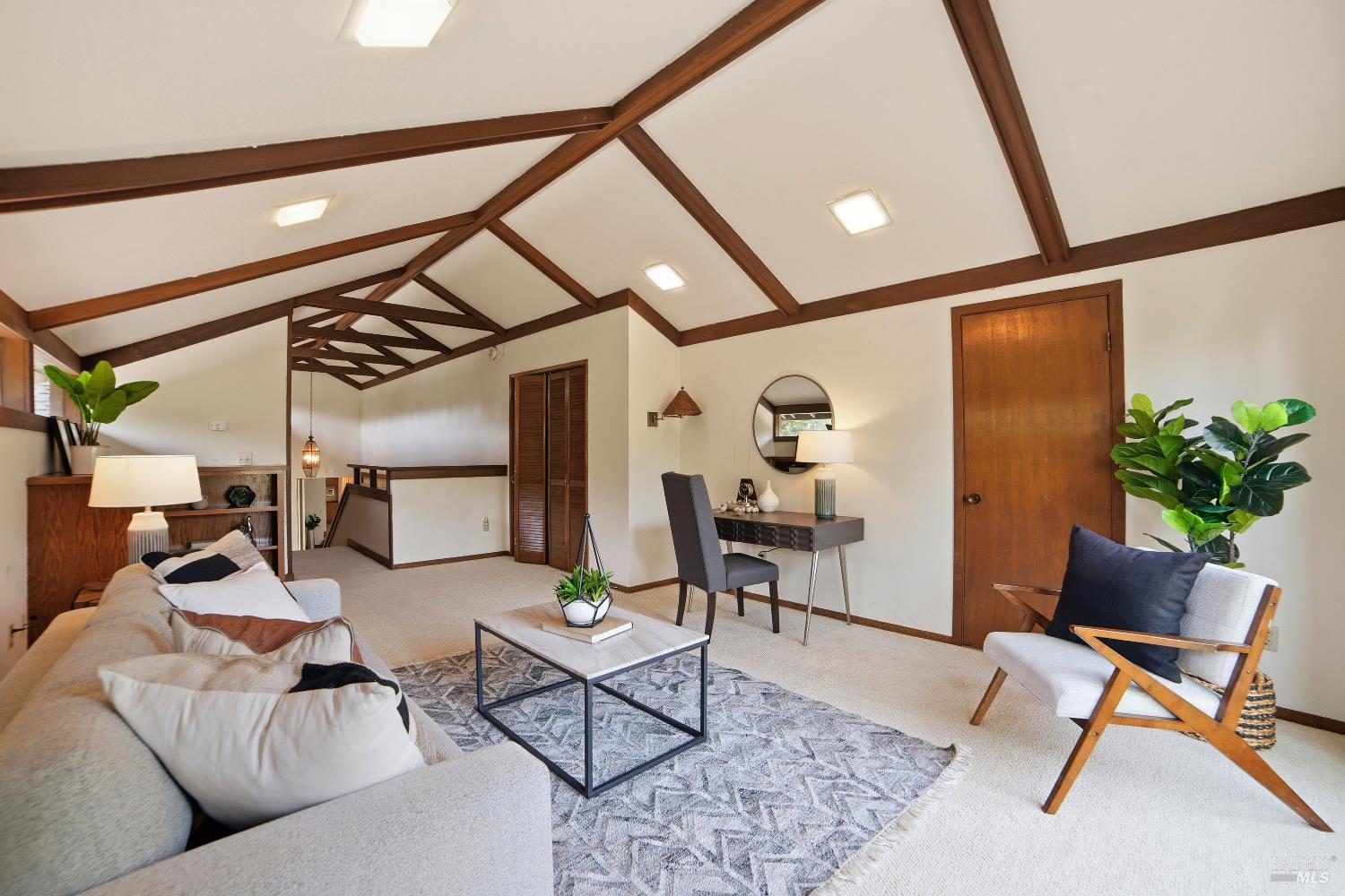 Detail Gallery Image 10 of 51 For 2656 Fir Park Way, Santa Rosa,  CA 95404 - 3 Beds | 2/1 Baths