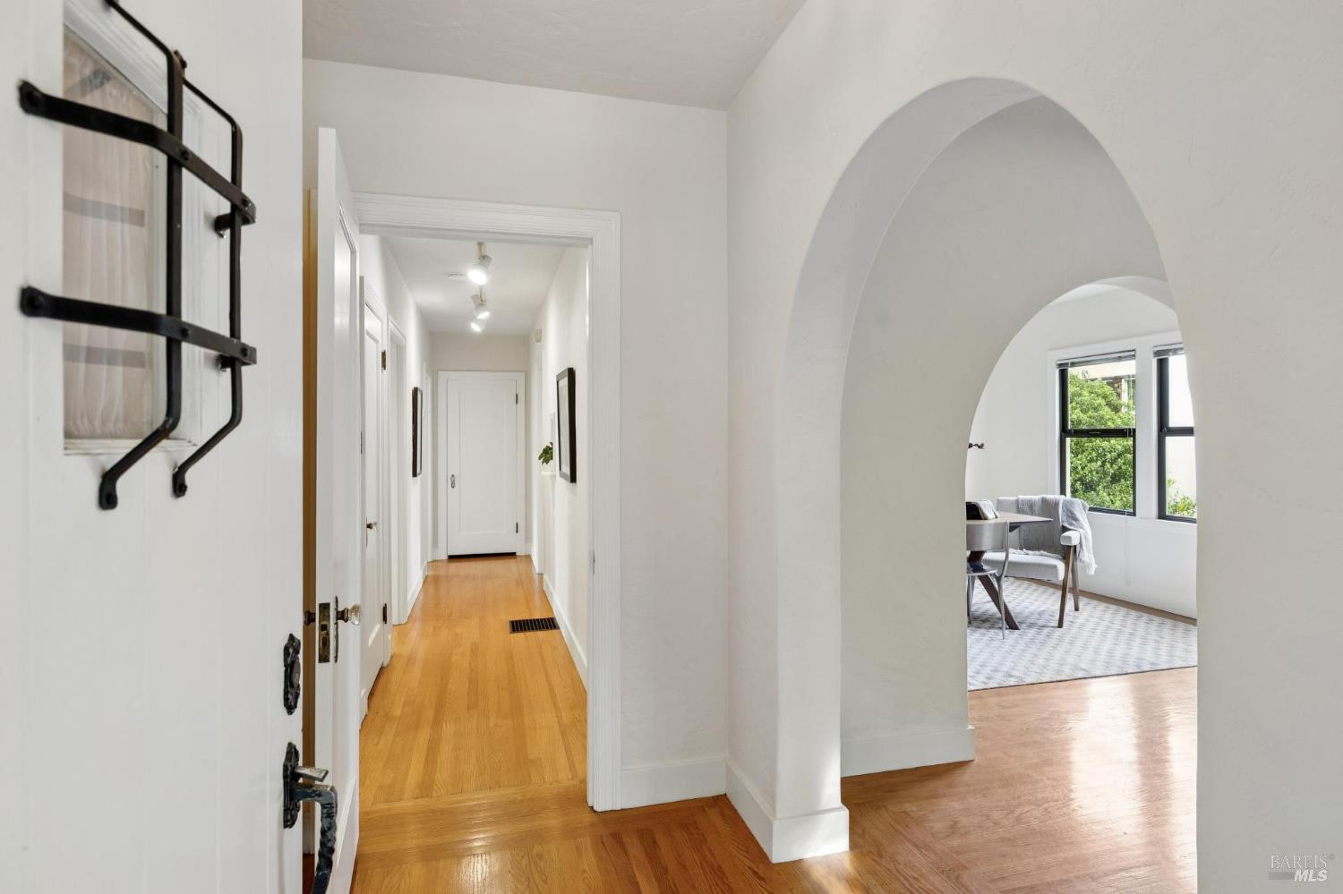 Detail Gallery Image 16 of 46 For 36 Lincoln Park, San Anselmo,  CA 94960 - 3 Beds | 2 Baths