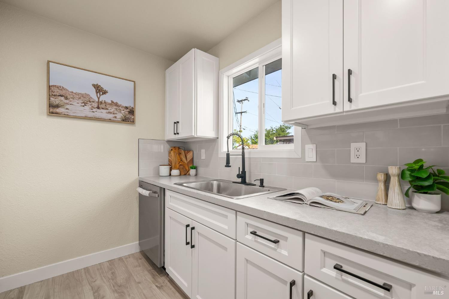 Detail Gallery Image 11 of 31 For 1113 Kellogg St, Suisun City,  CA 94585 - 4 Beds | 2 Baths