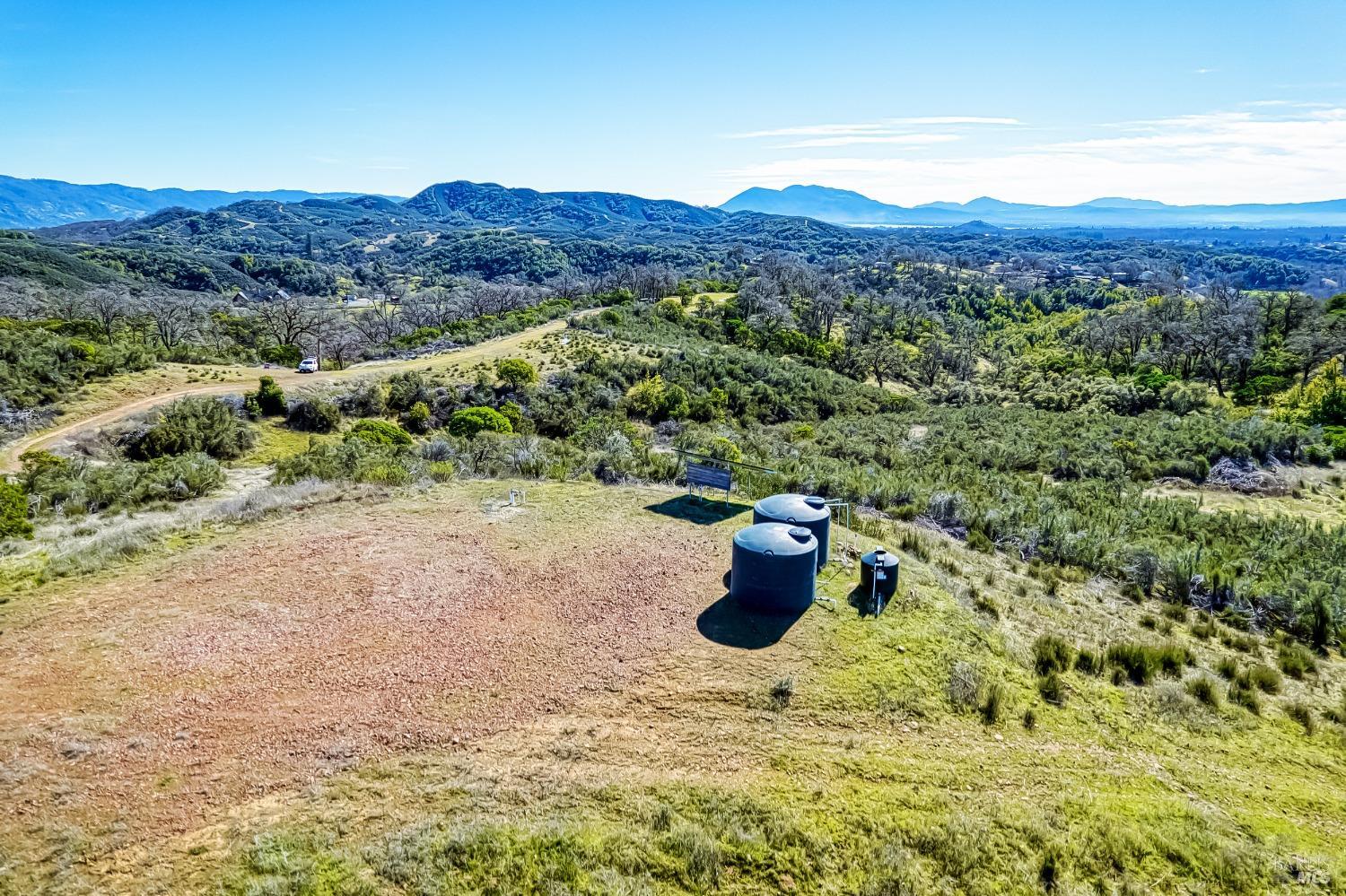 Detail Gallery Image 5 of 18 For 5553 Eickhoff Rd, Lakeport,  CA 95453 - – Beds | – Baths