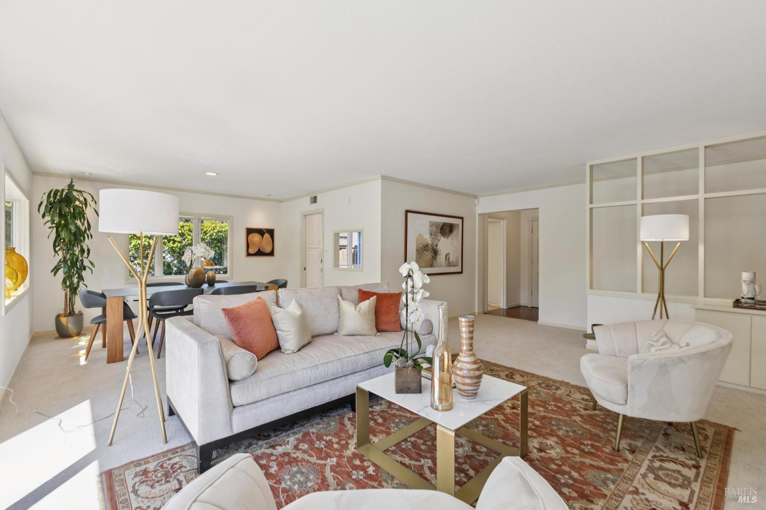 Detail Gallery Image 13 of 62 For 85 Berens Dr, Kentfield,  CA 94904 - 3 Beds | 2 Baths