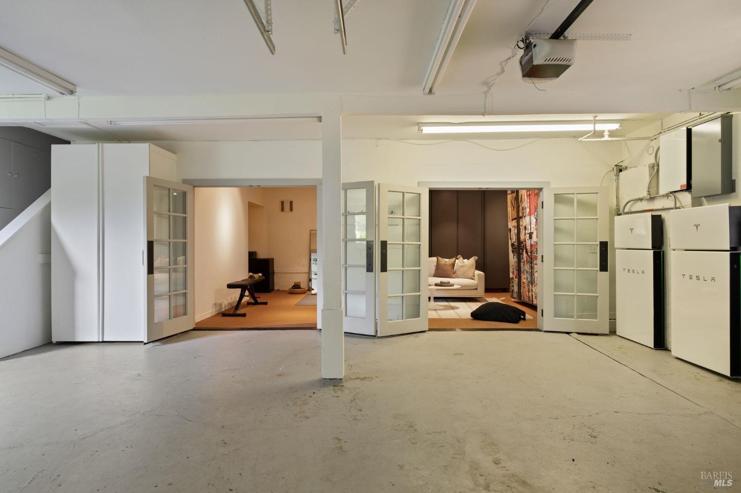 Detail Gallery Image 42 of 58 For 21 Hillside Ave, Kentfield,  CA 94904 - 5 Beds | 3/1 Baths