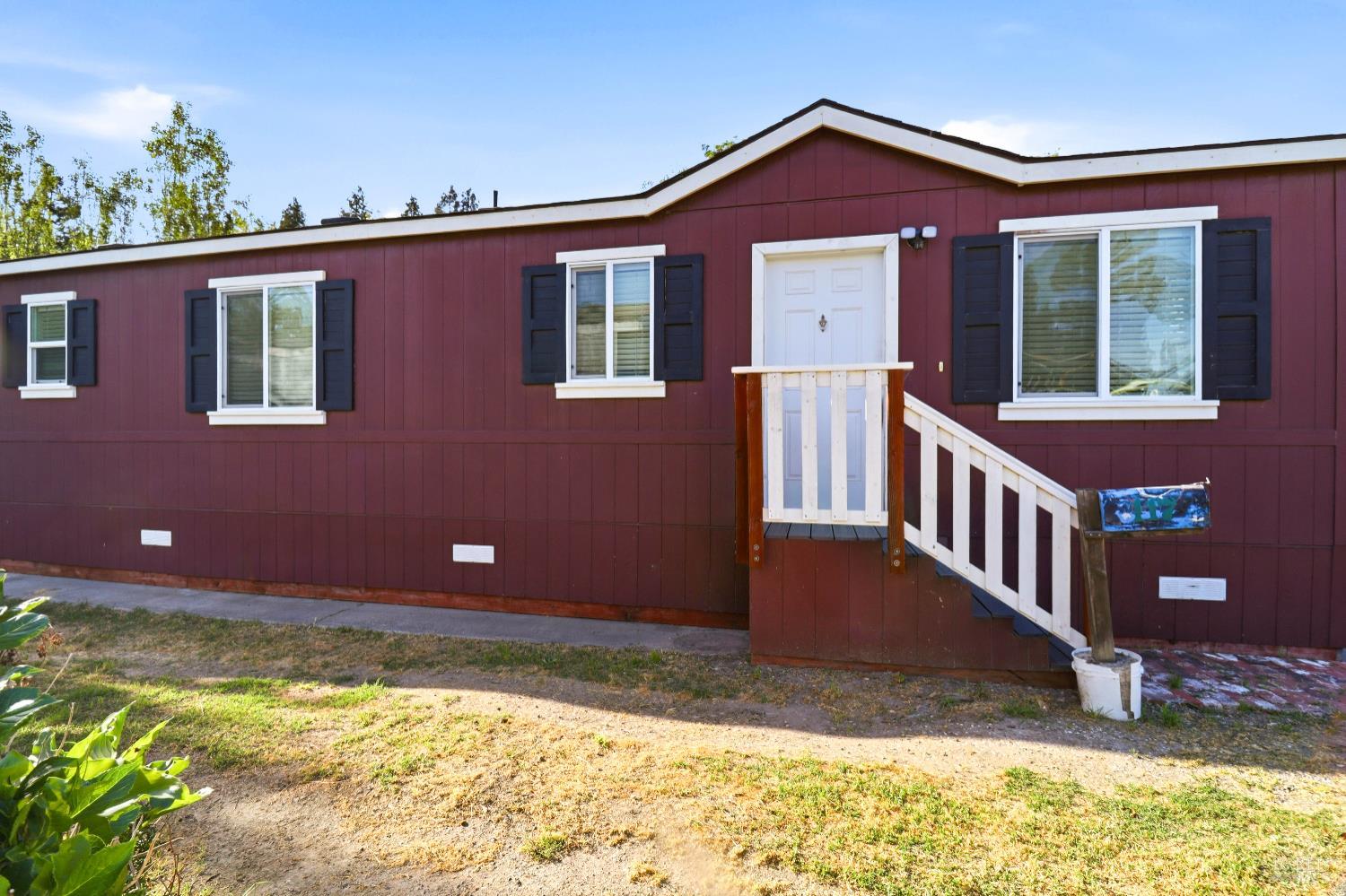 Detail Gallery Image 2 of 25 For 117 Silver Dr, Cotati,  CA 94931 - 2 Beds | 1 Baths