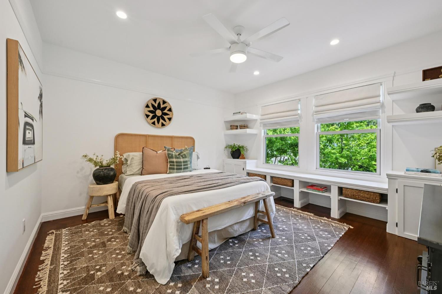 Detail Gallery Image 33 of 70 For 144 Morningside Dr, San Anselmo,  CA 94960 - 3 Beds | 2 Baths