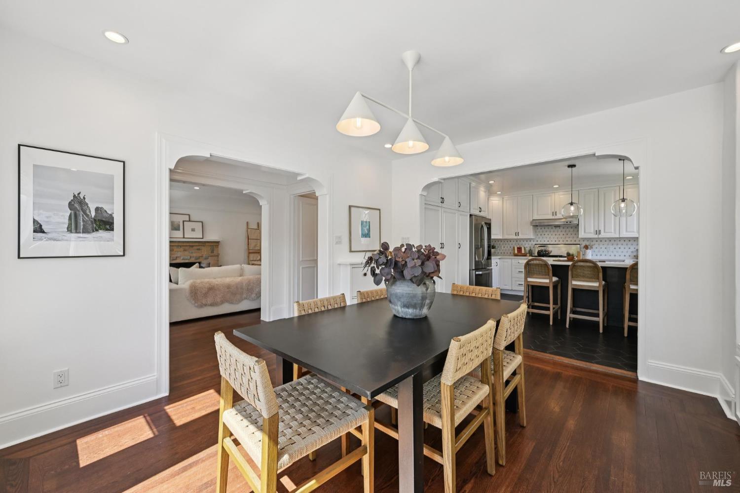 Detail Gallery Image 21 of 70 For 144 Morningside Dr, San Anselmo,  CA 94960 - 3 Beds | 2 Baths