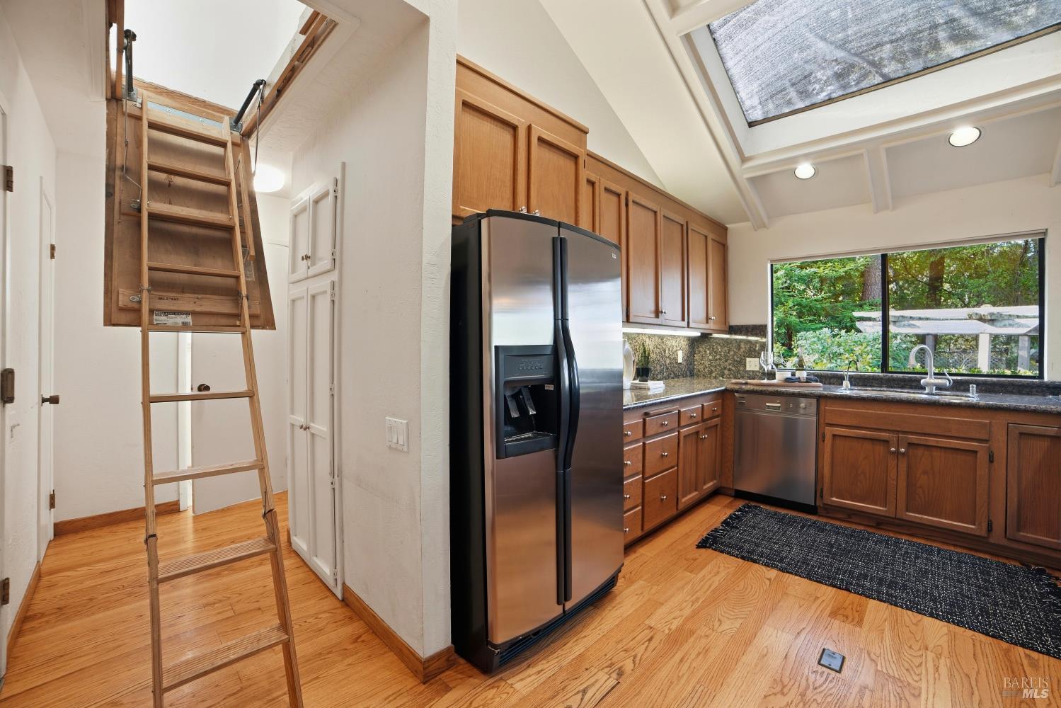 Detail Gallery Image 15 of 51 For 2656 Fir Park Way, Santa Rosa,  CA 95404 - 3 Beds | 2/1 Baths