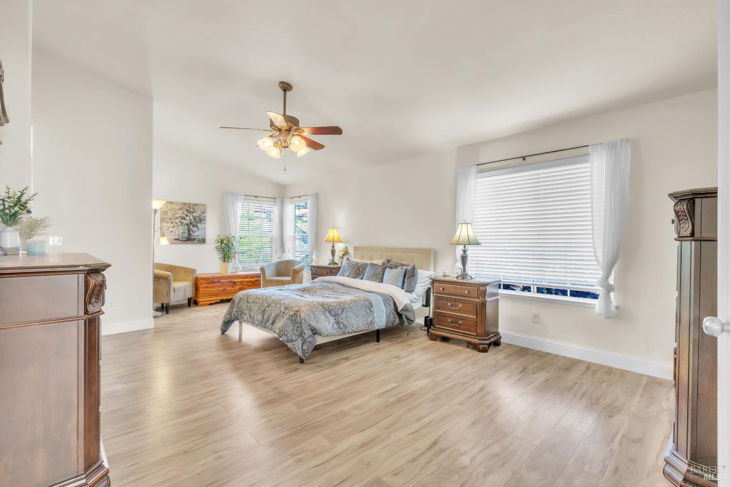 Detail Gallery Image 20 of 42 For 5089 Falls Ct, Fairfield,  CA 94534 - 4 Beds | 2/1 Baths