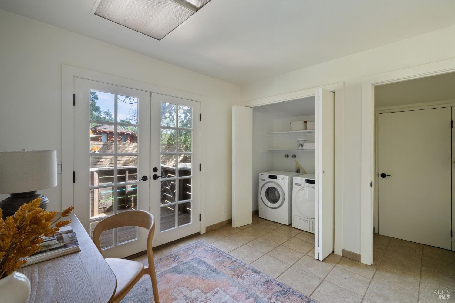 Detail Gallery Image 24 of 58 For 21 Hillside Ave, Kentfield,  CA 94904 - 5 Beds | 3/1 Baths